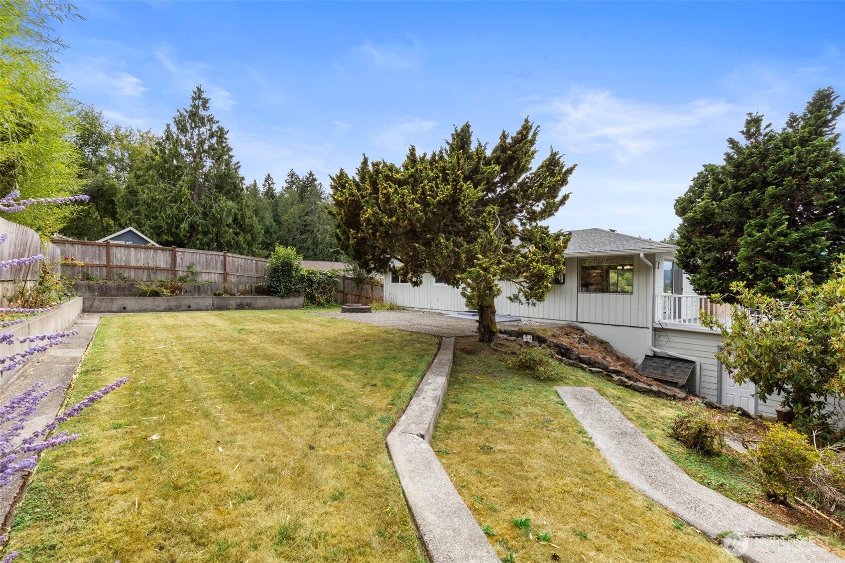 22894 Carmella Road NW