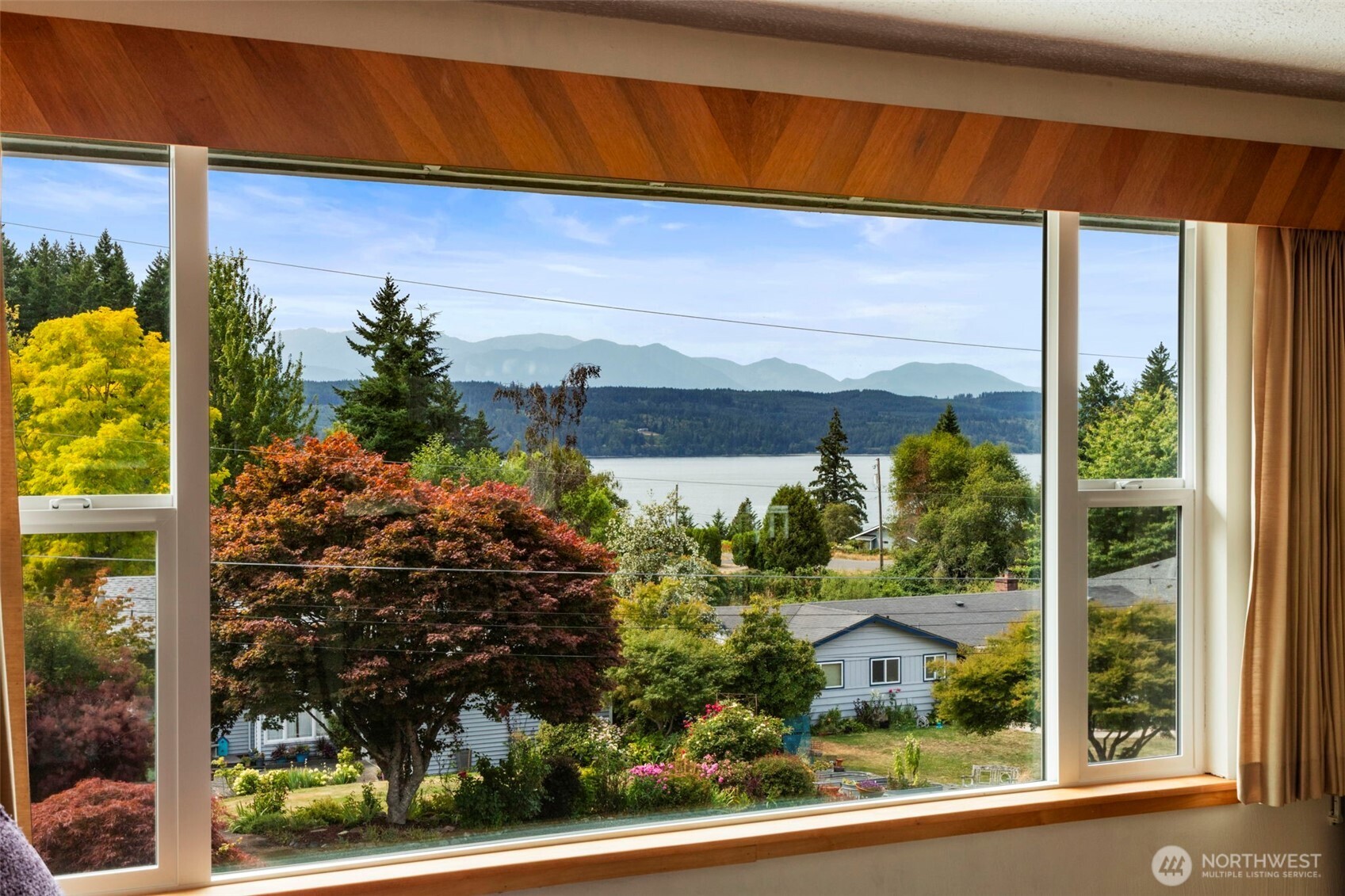 22894 Carmella Road NW