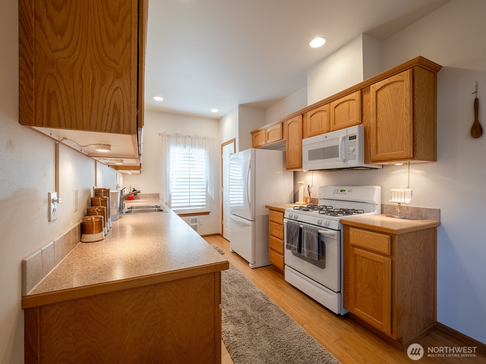 10543 NE Kingston Meadows Circle Unit: 354