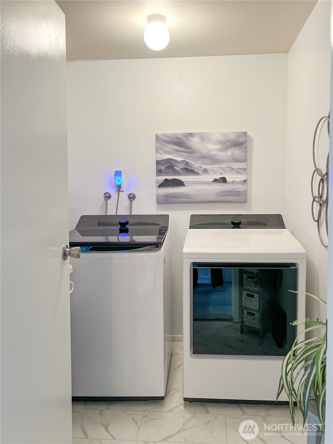 3390 Narrows Lane NE Unit: 101