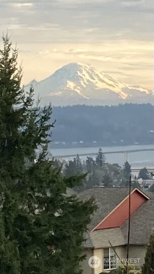 3390 Narrows Lane NE Unit: 101