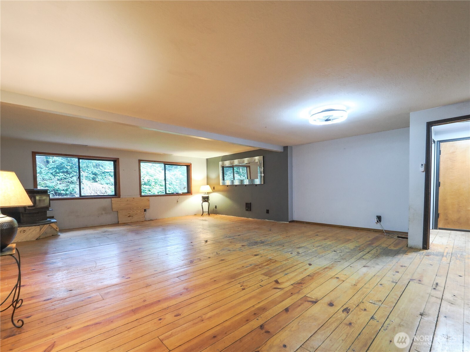 26081 Tytler Road NE