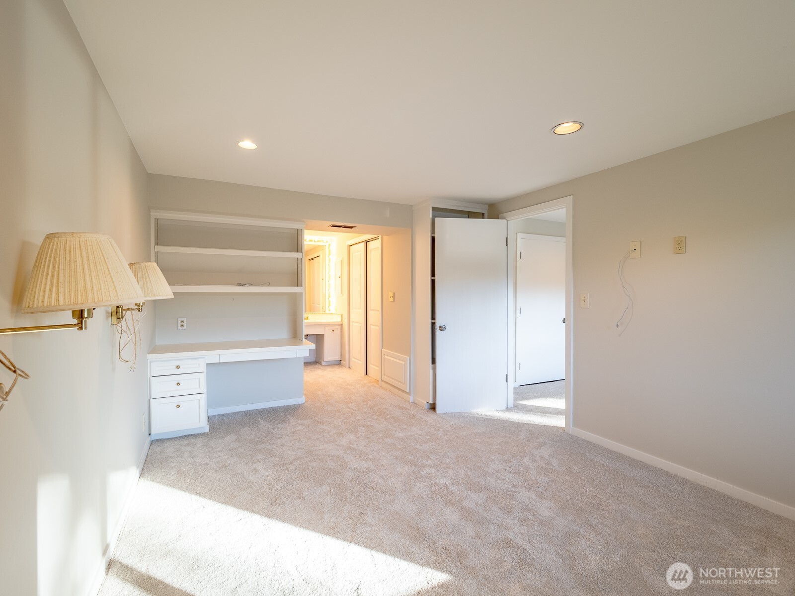 6490 NE Monte Vista Drive