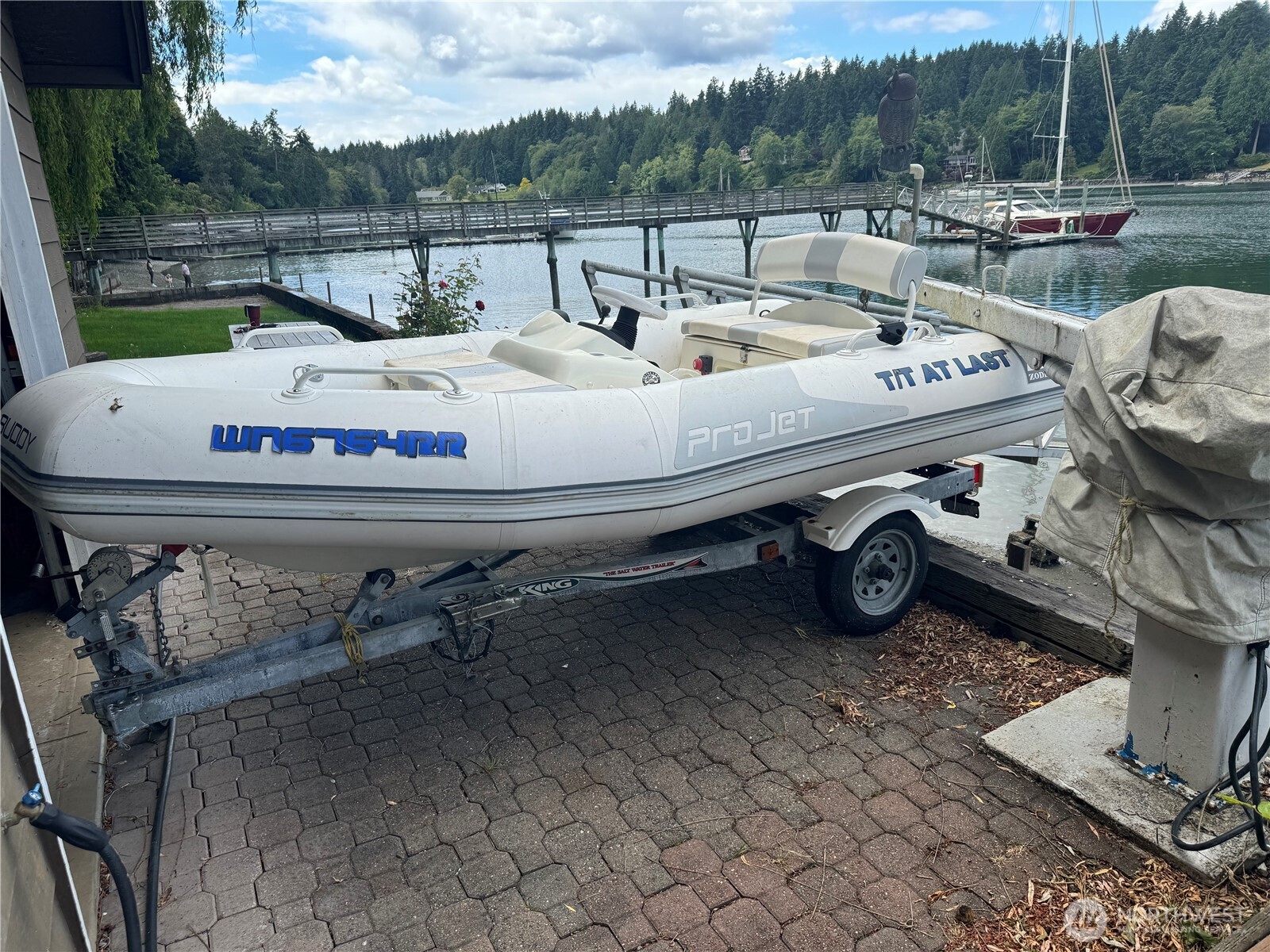 6490 NE Monte Vista Drive