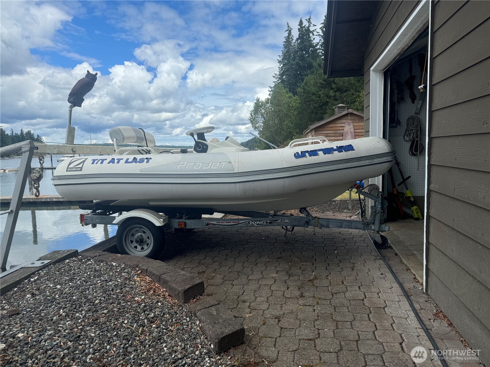 6490 NE Monte Vista Drive