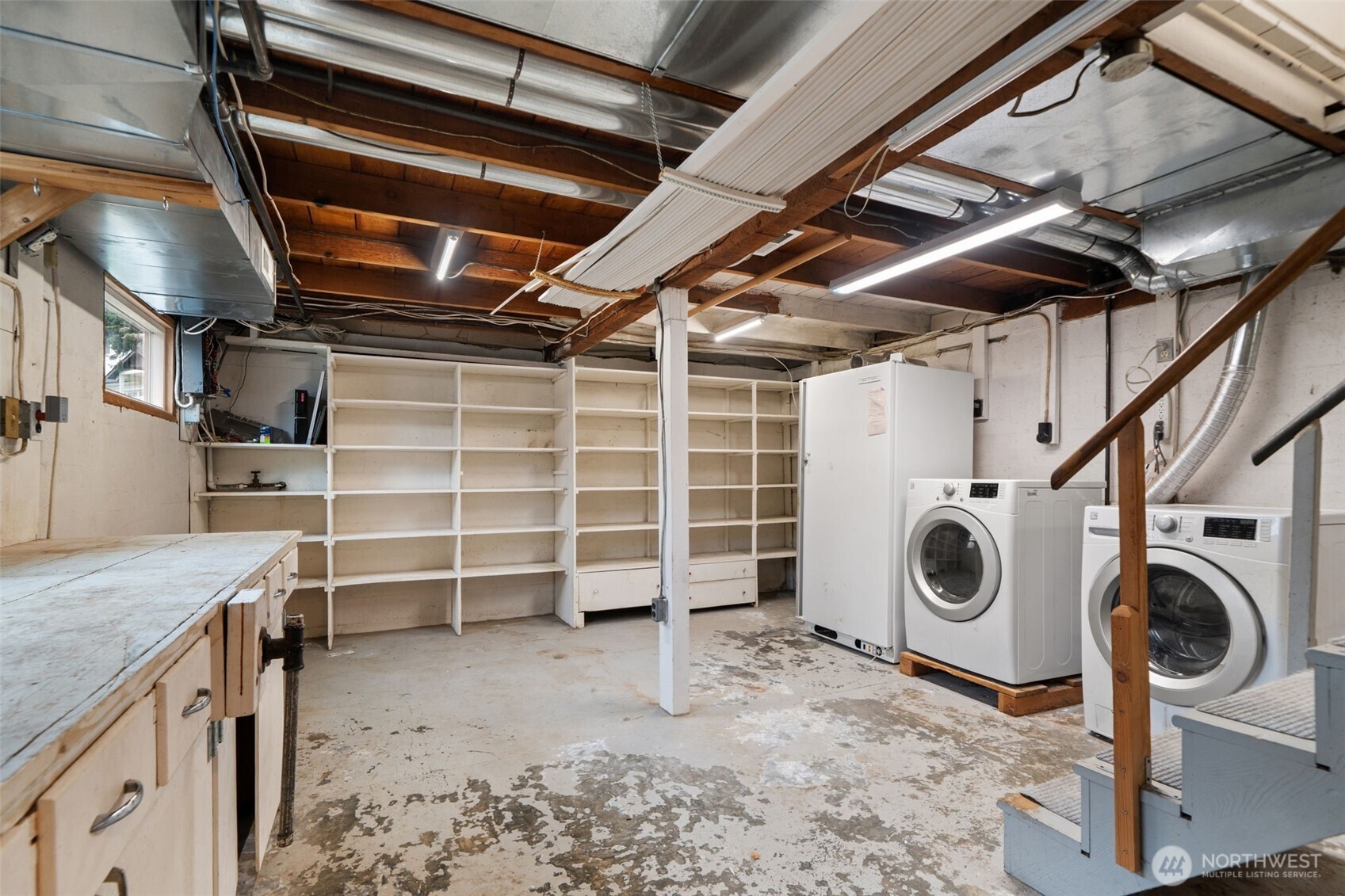 1682 NE Grandview Boulevard