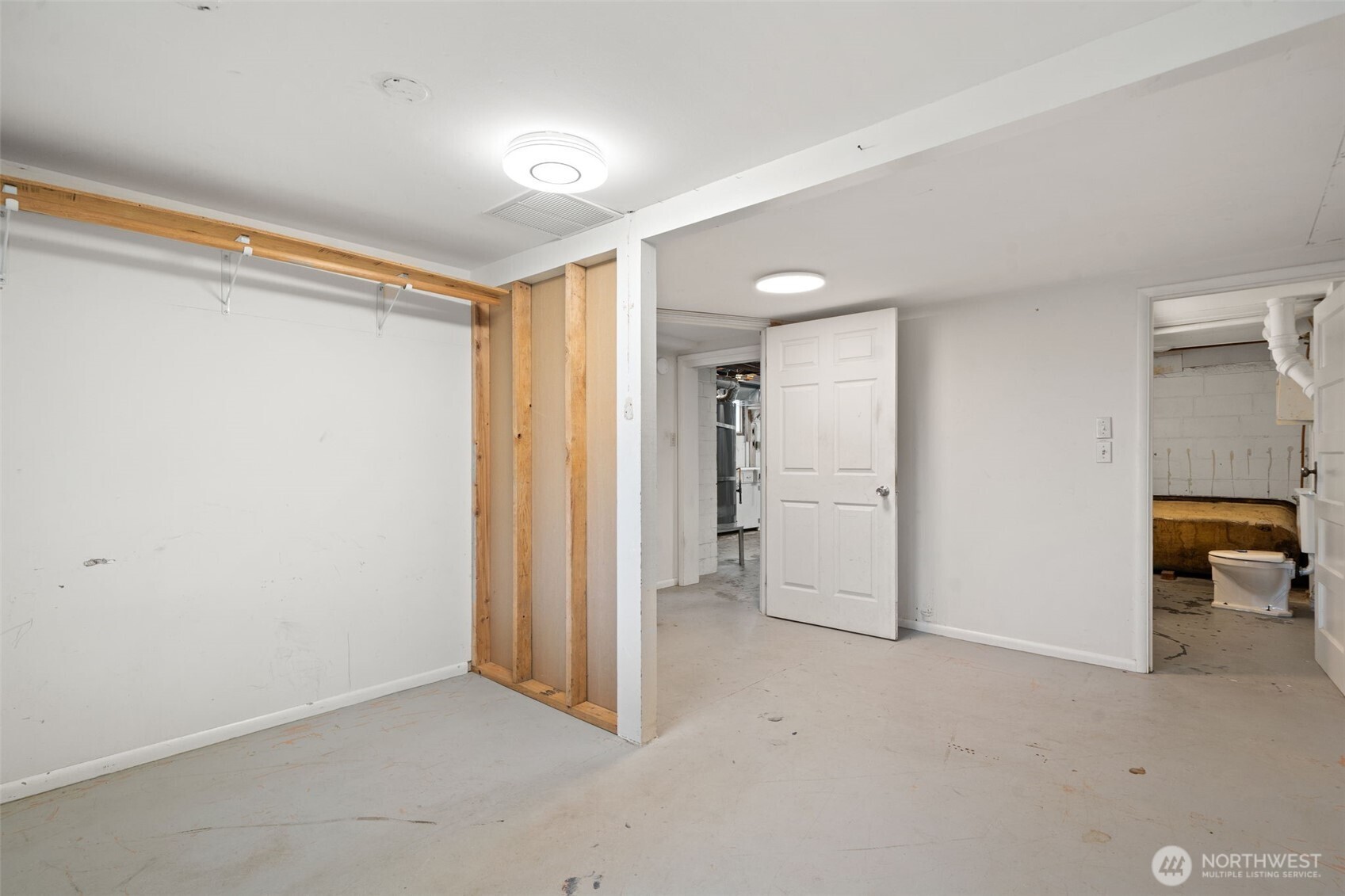 1682 NE Grandview Boulevard