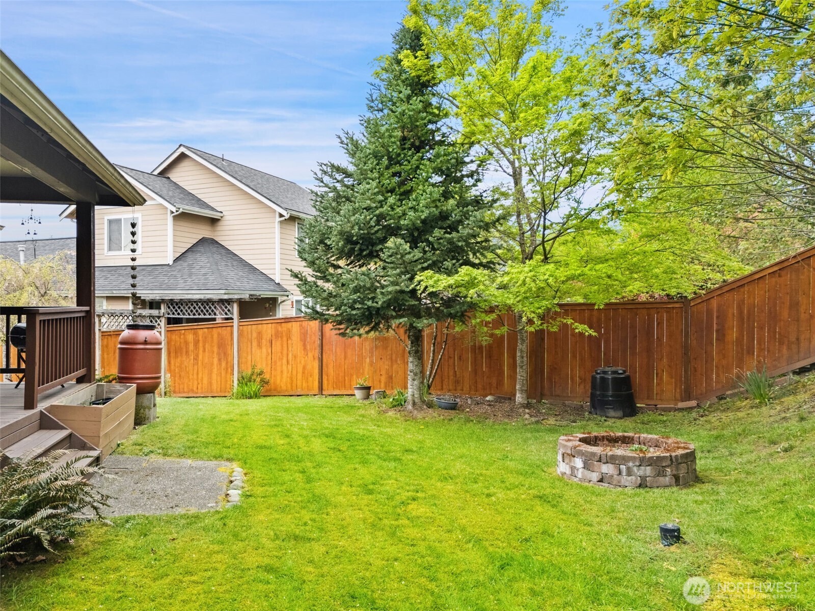 19766 Garnet Court NE