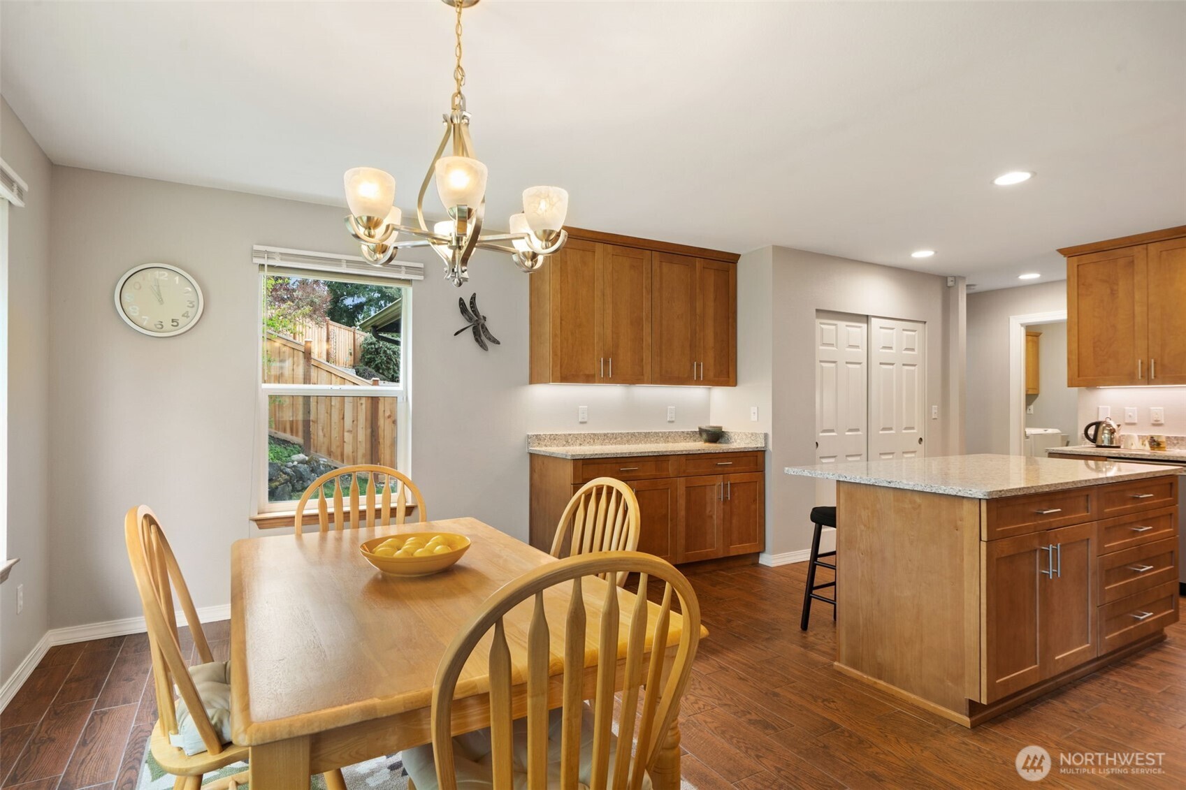 19766 Garnet Court NE