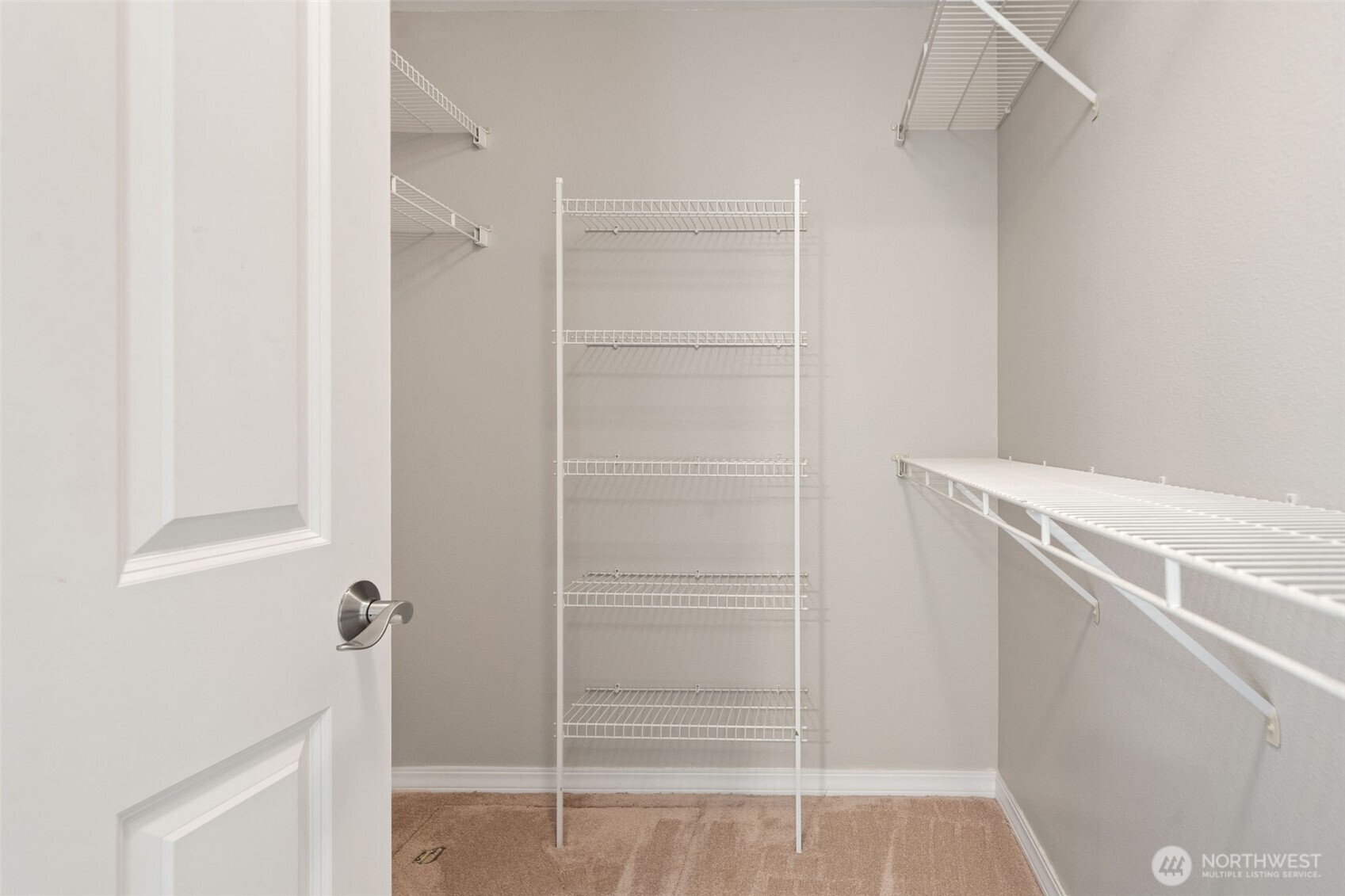 19766 Garnet Court NE