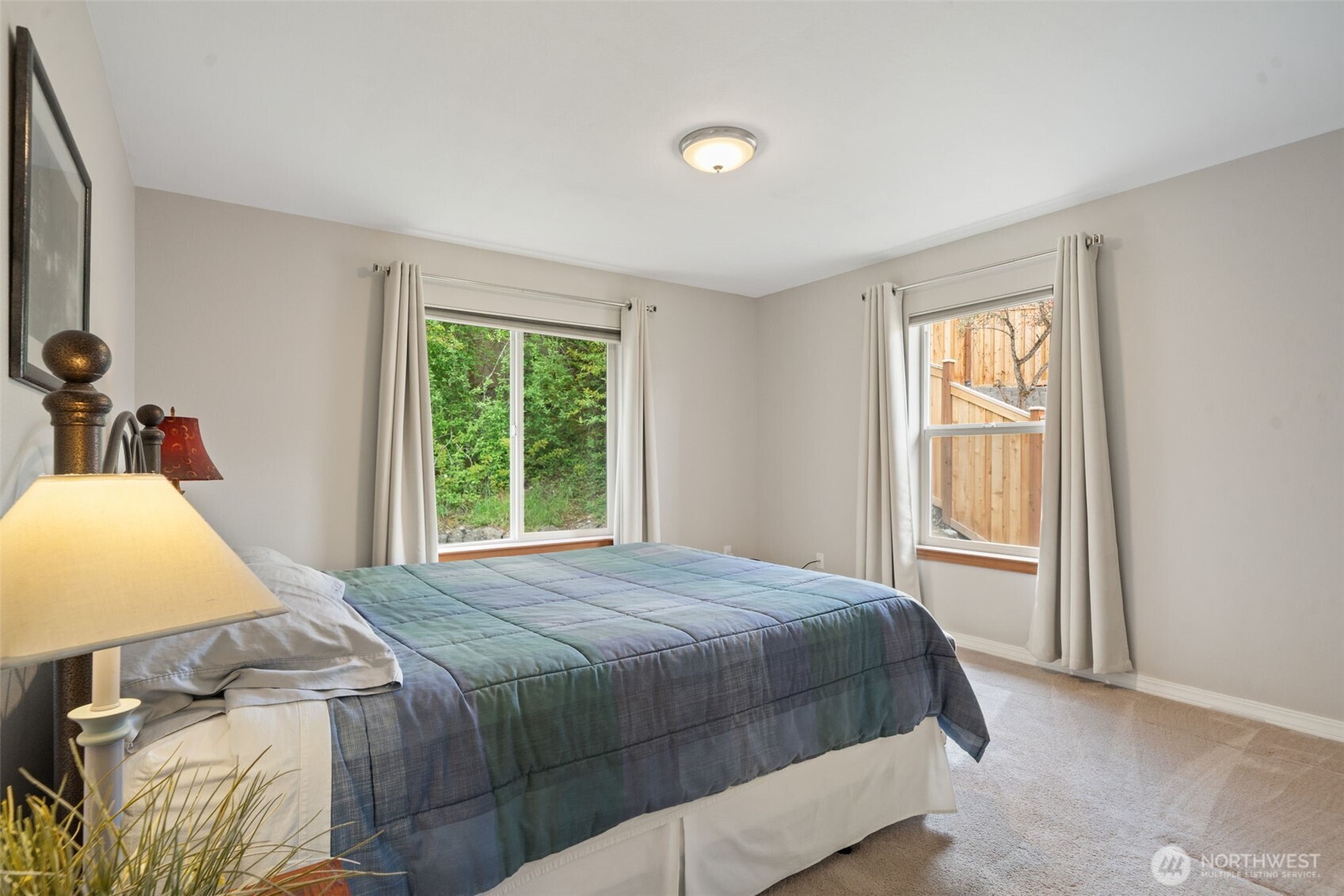 19766 Garnet Court NE