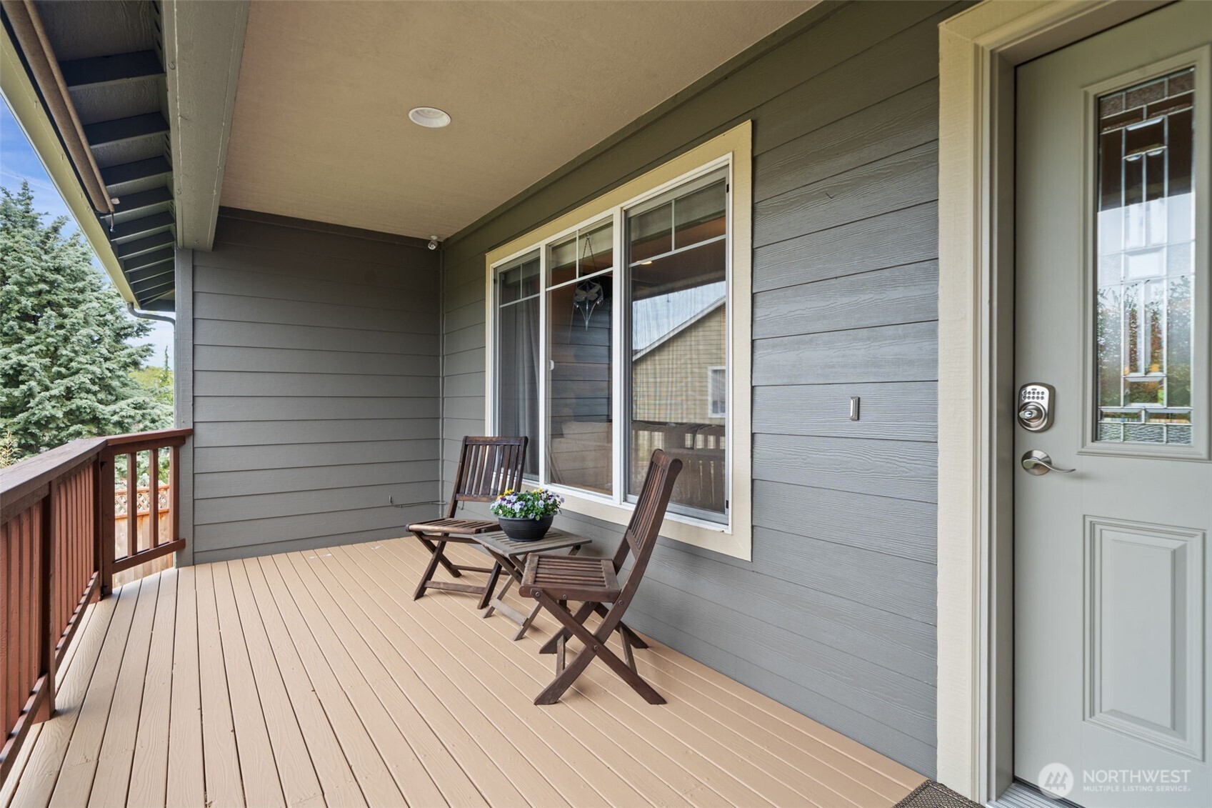 19766 Garnet Court NE