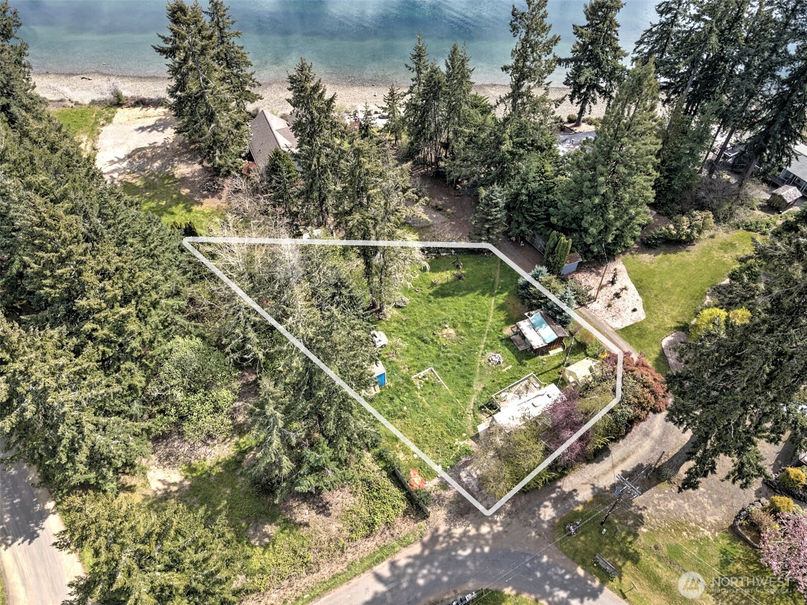 721 E Stretch Island Road S