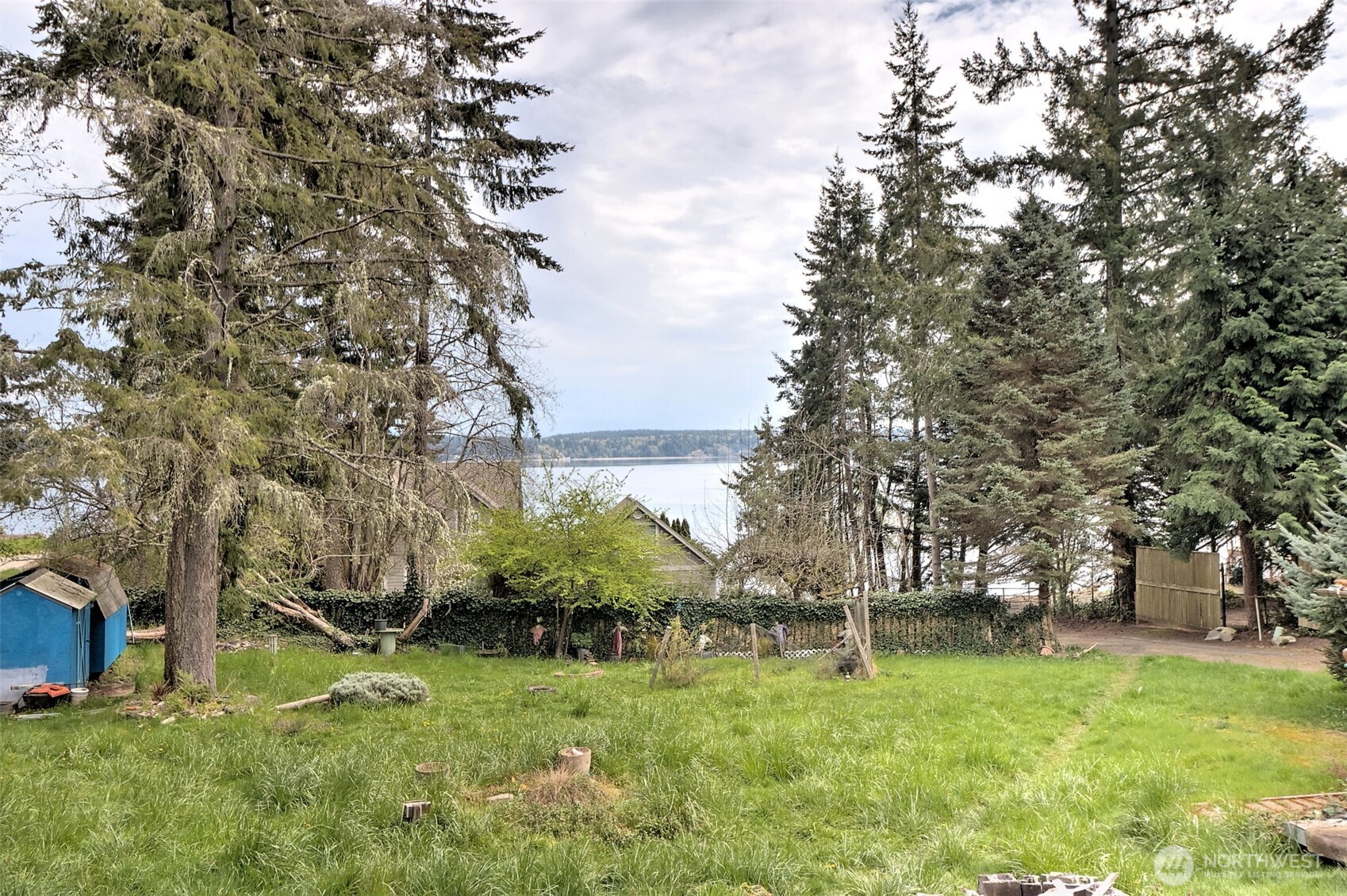721 E Stretch Island Road S