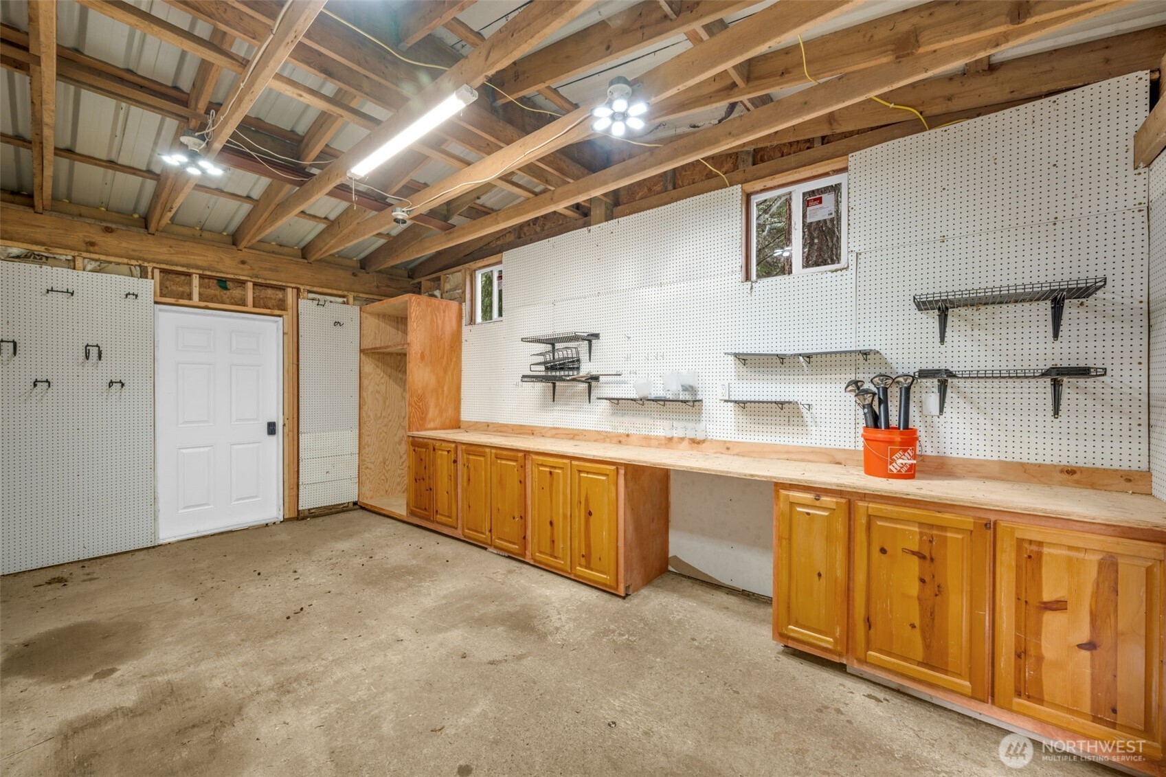 1038 NE Blue Ridge Drive