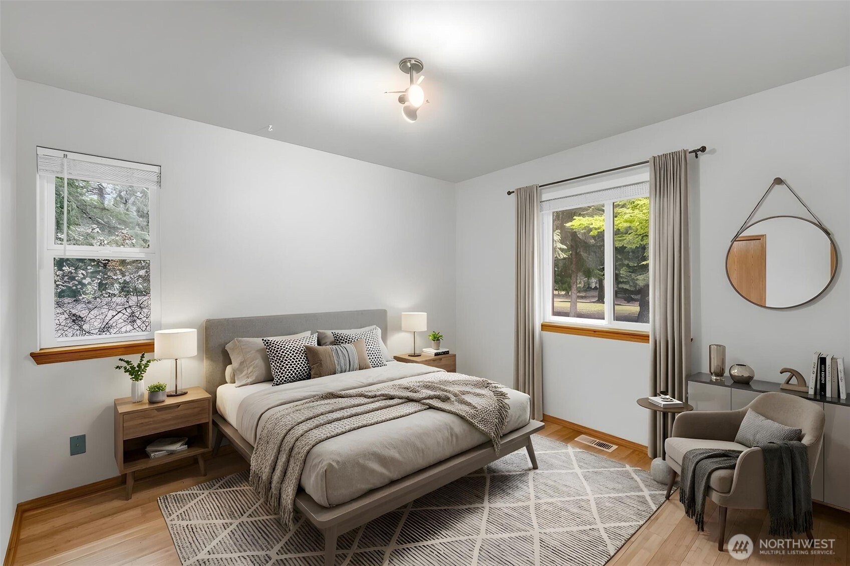 1038 NE Blue Ridge Drive