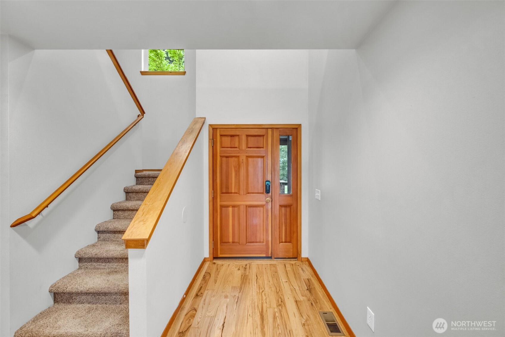 1038 NE Blue Ridge Drive