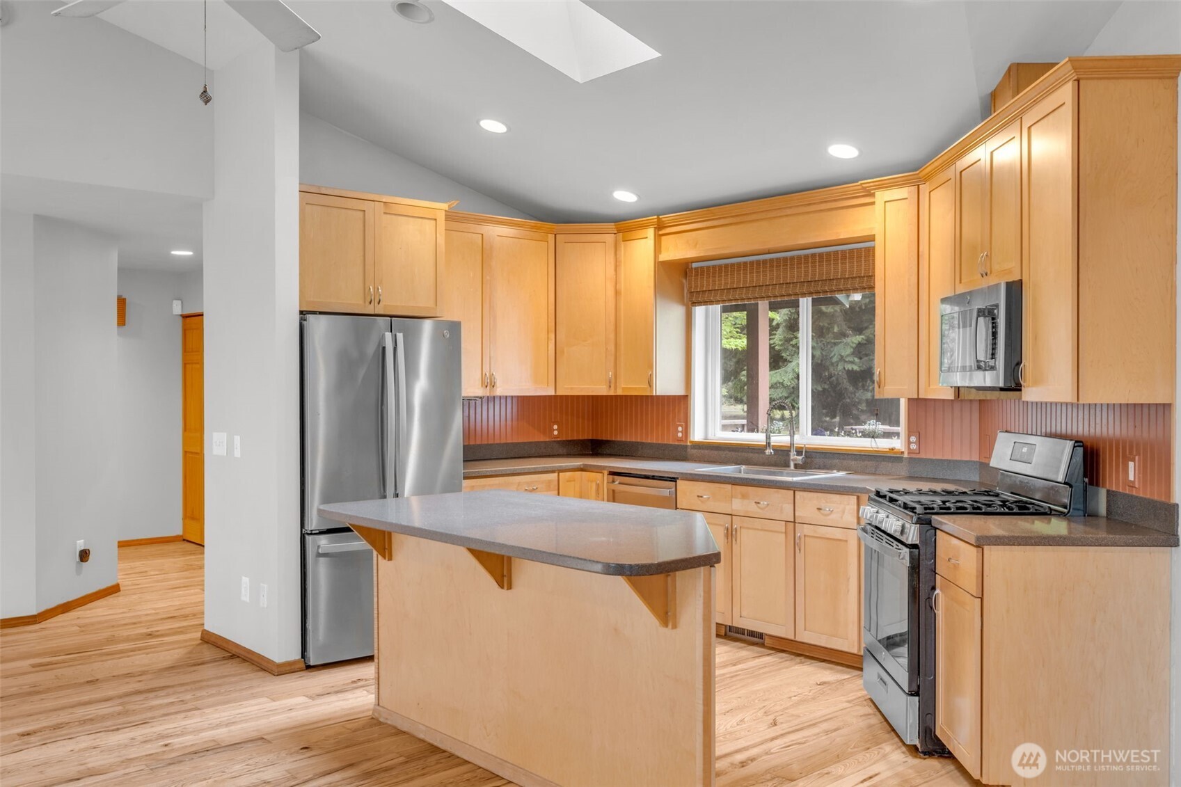 1038 NE Blue Ridge Drive