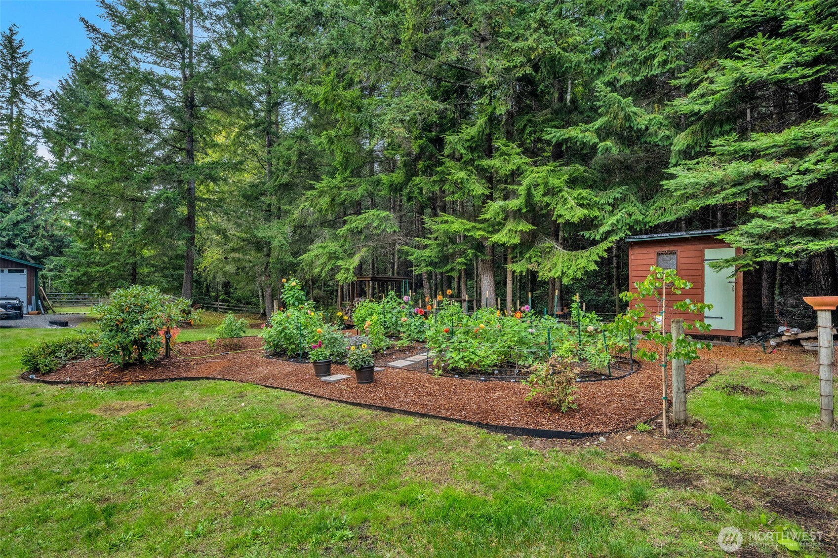 1038 NE Blue Ridge Drive