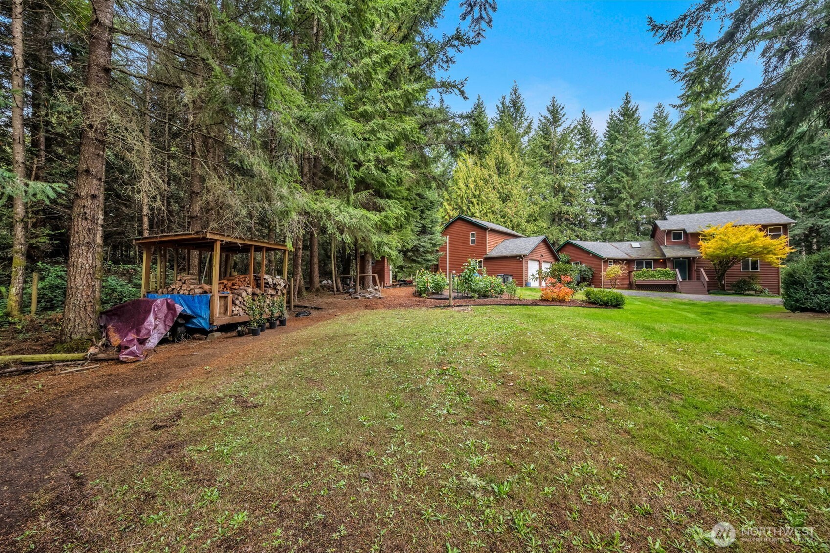 1038 NE Blue Ridge Drive