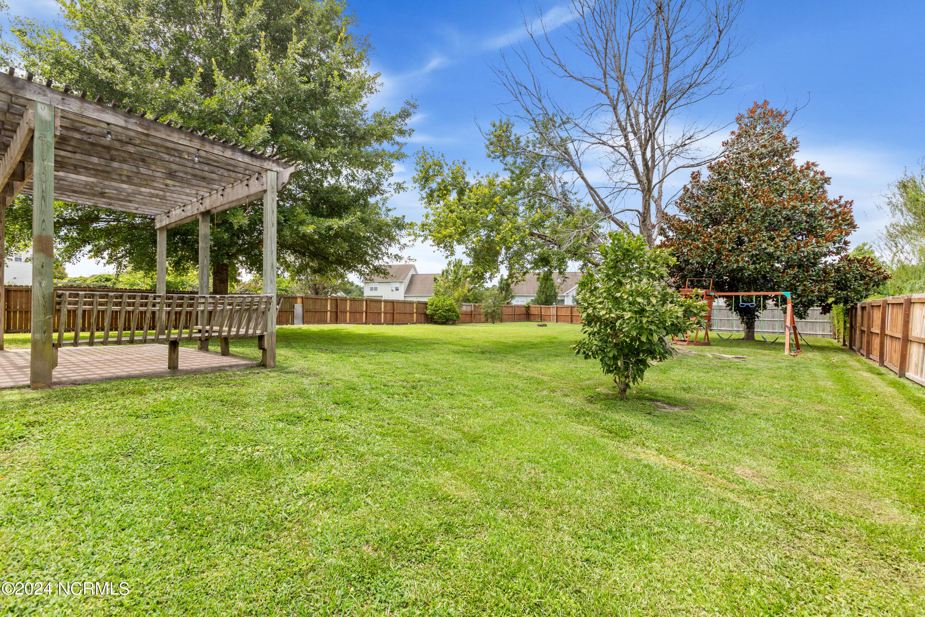 502 Pearl Valley Court