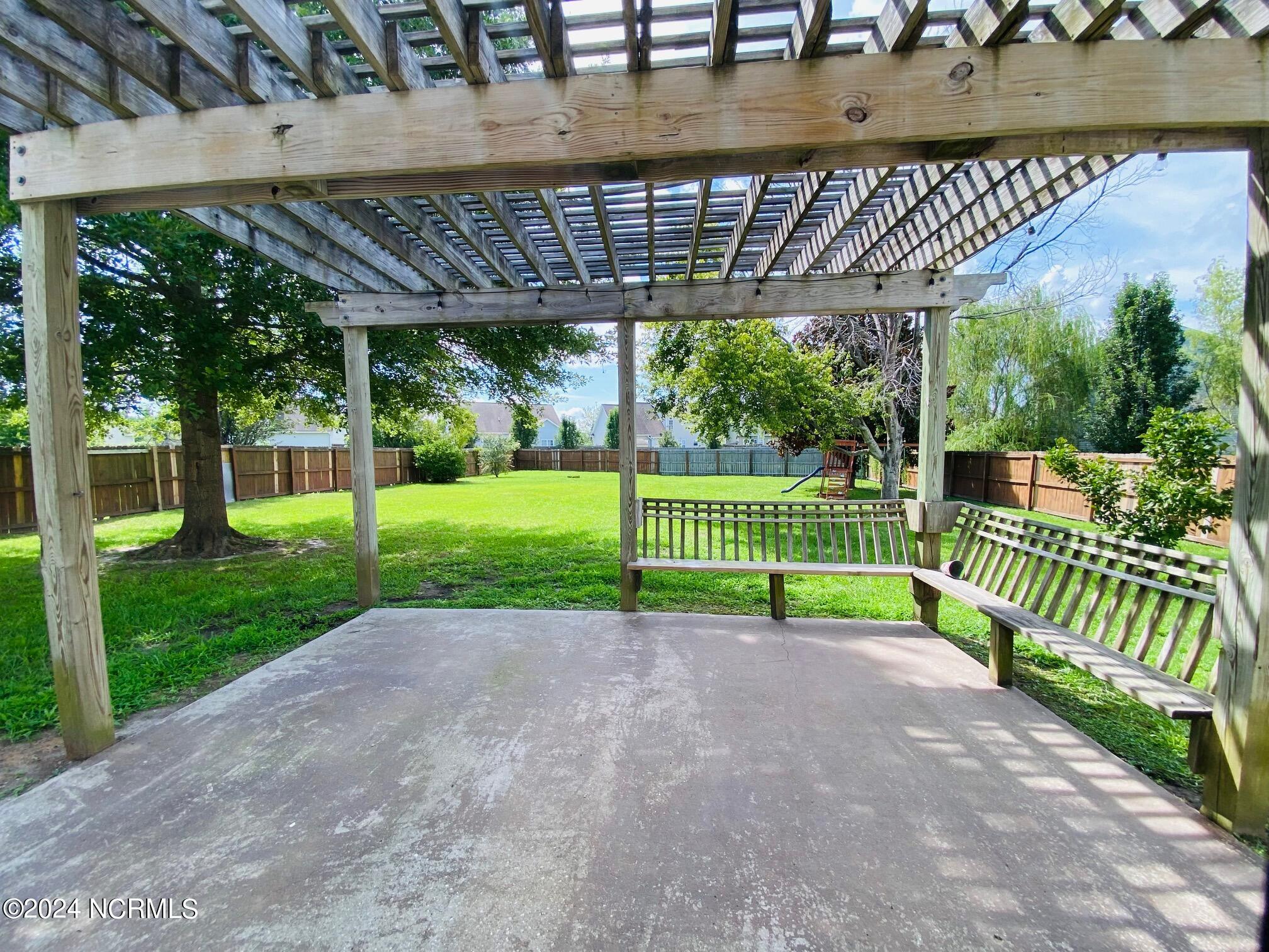 502 Pearl Valley Court