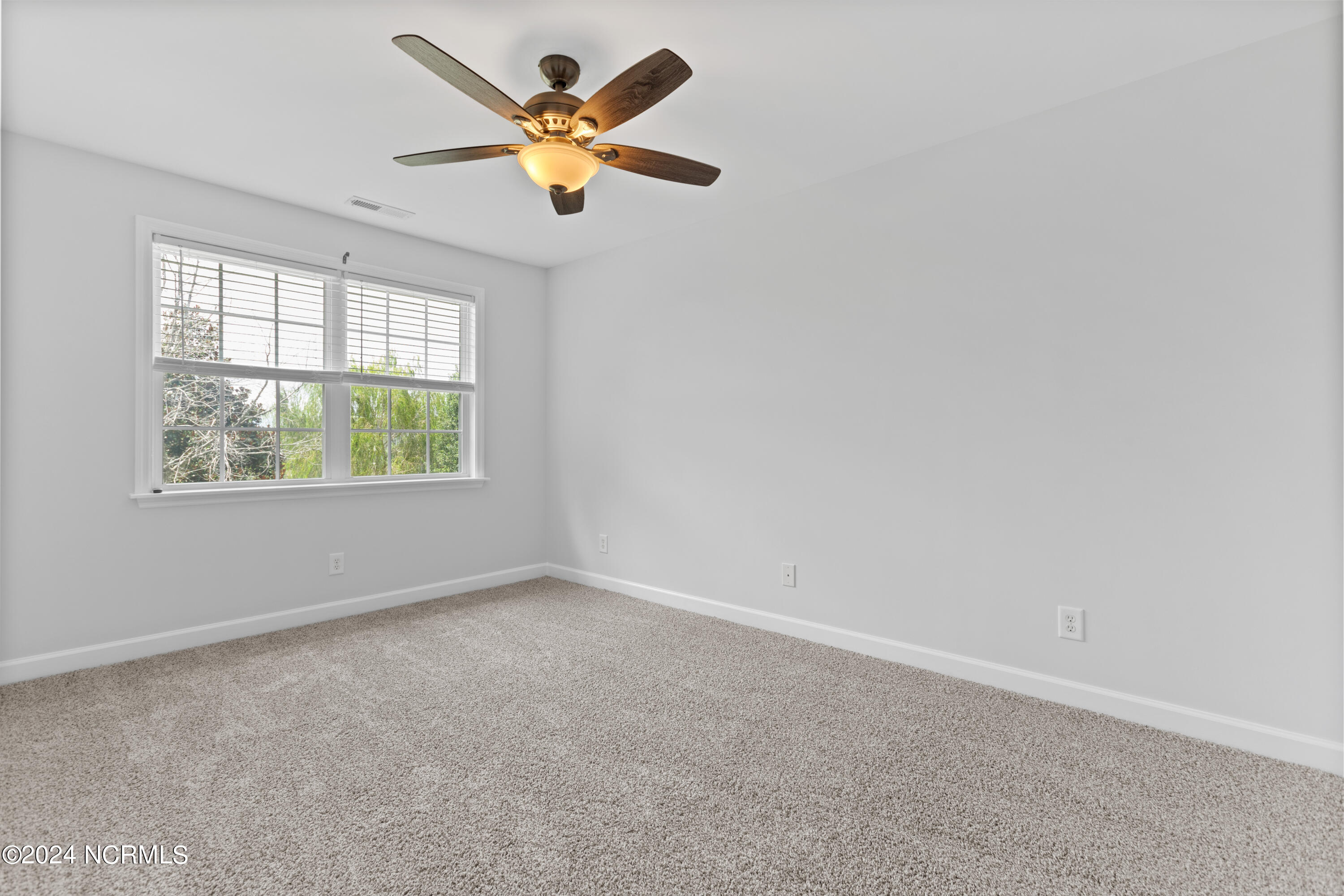 502 Pearl Valley Court