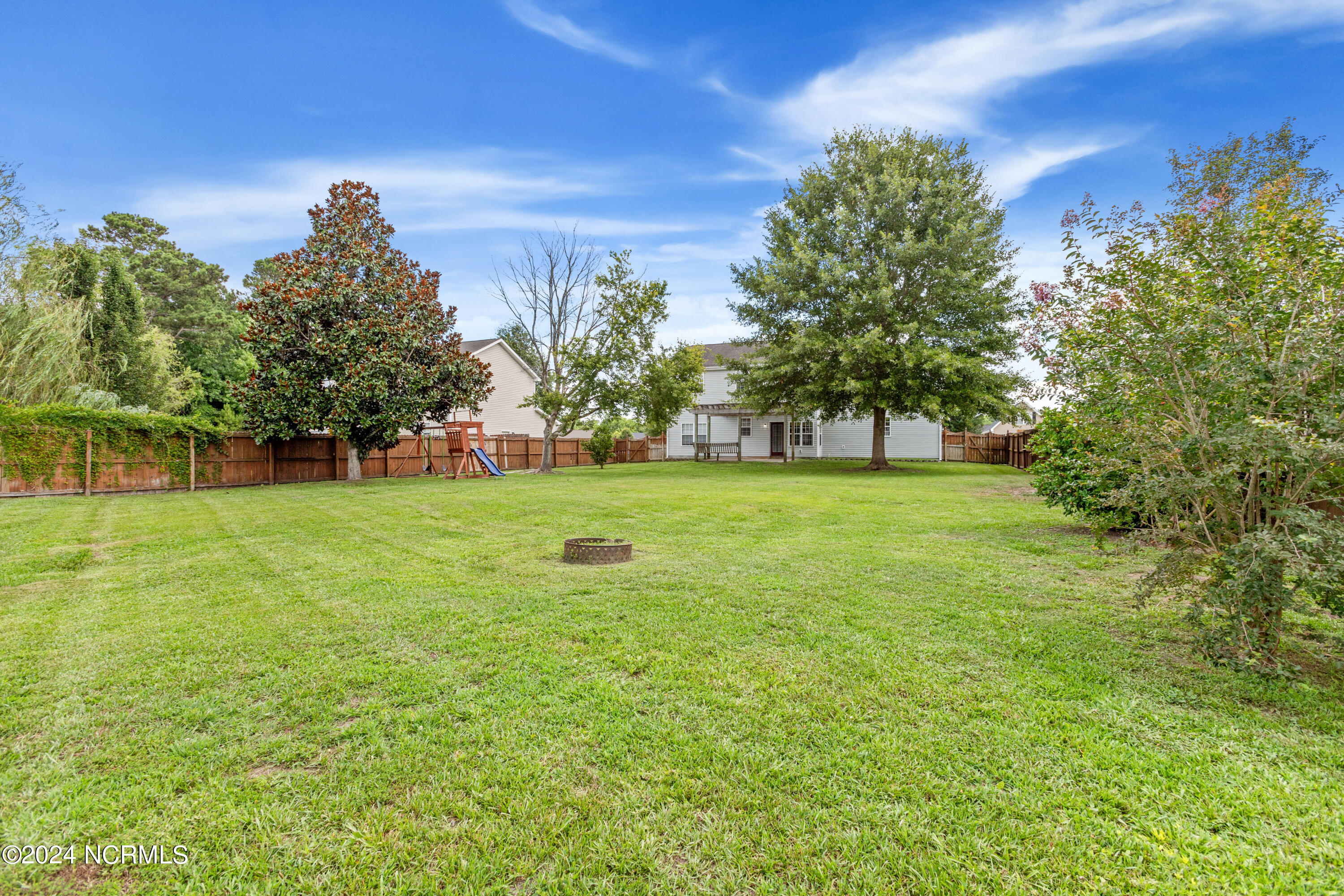 502 Pearl Valley Court