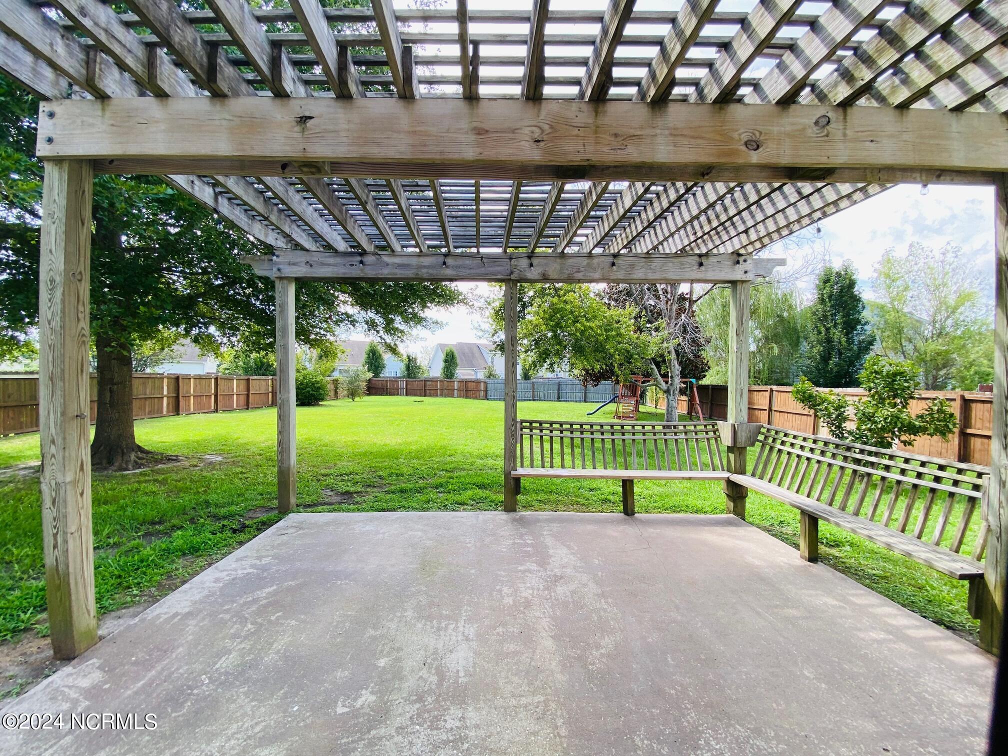 502 Pearl Valley Court