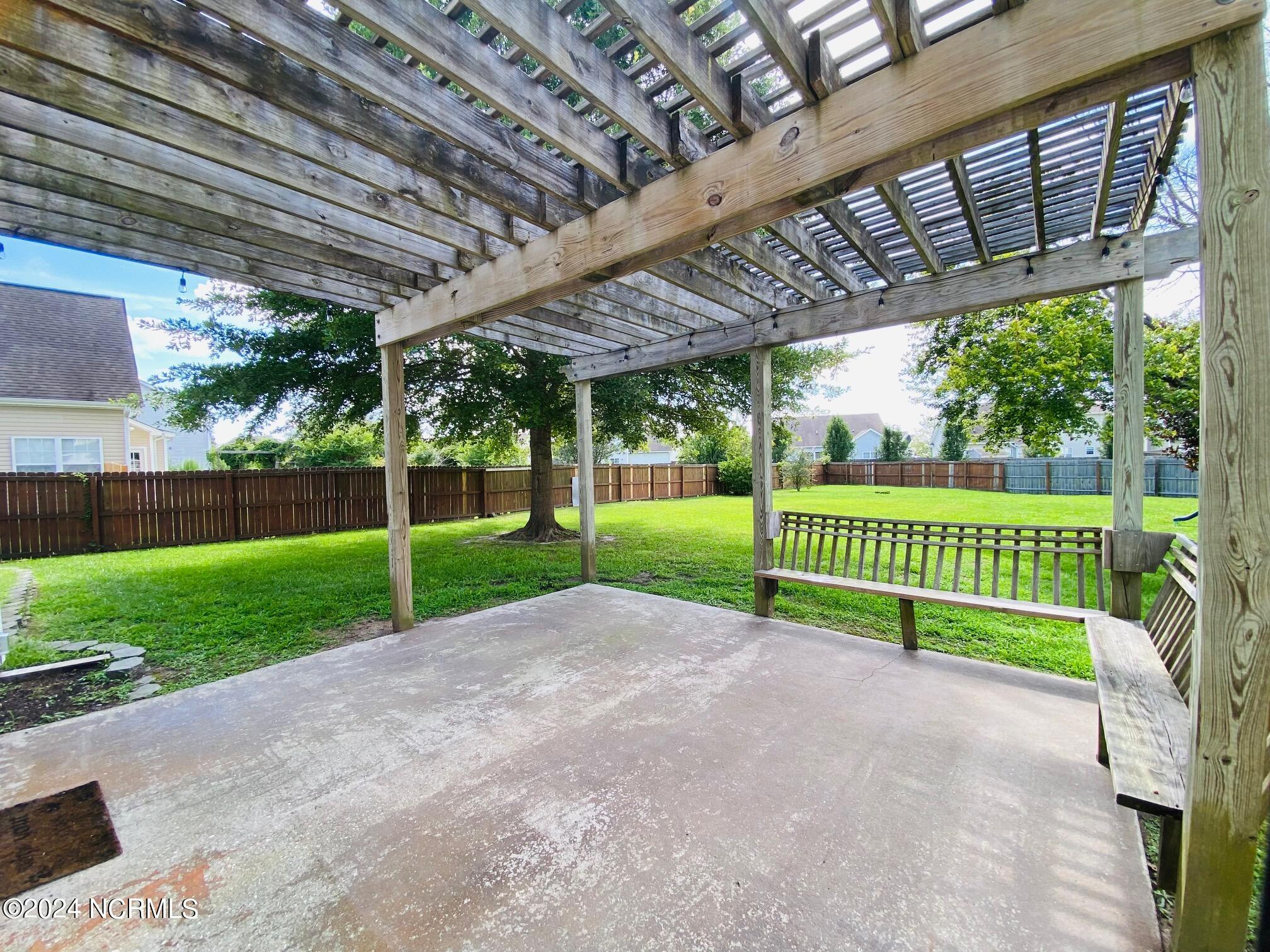 502 Pearl Valley Court