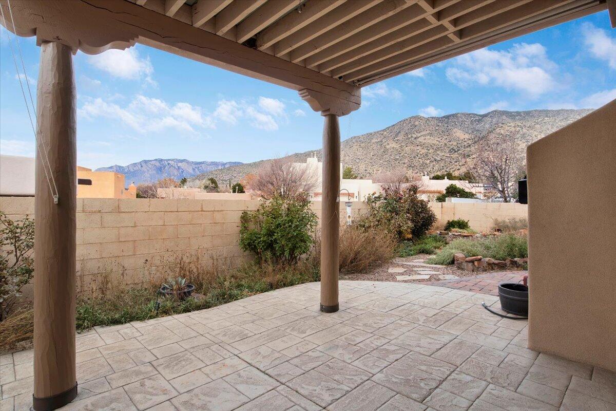 12905 THOMTE Road NE