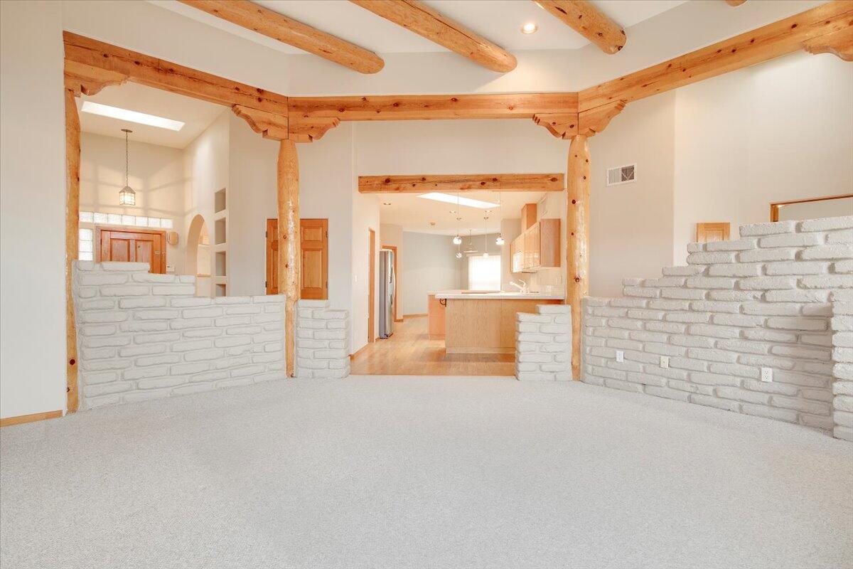 12905 THOMTE Road NE