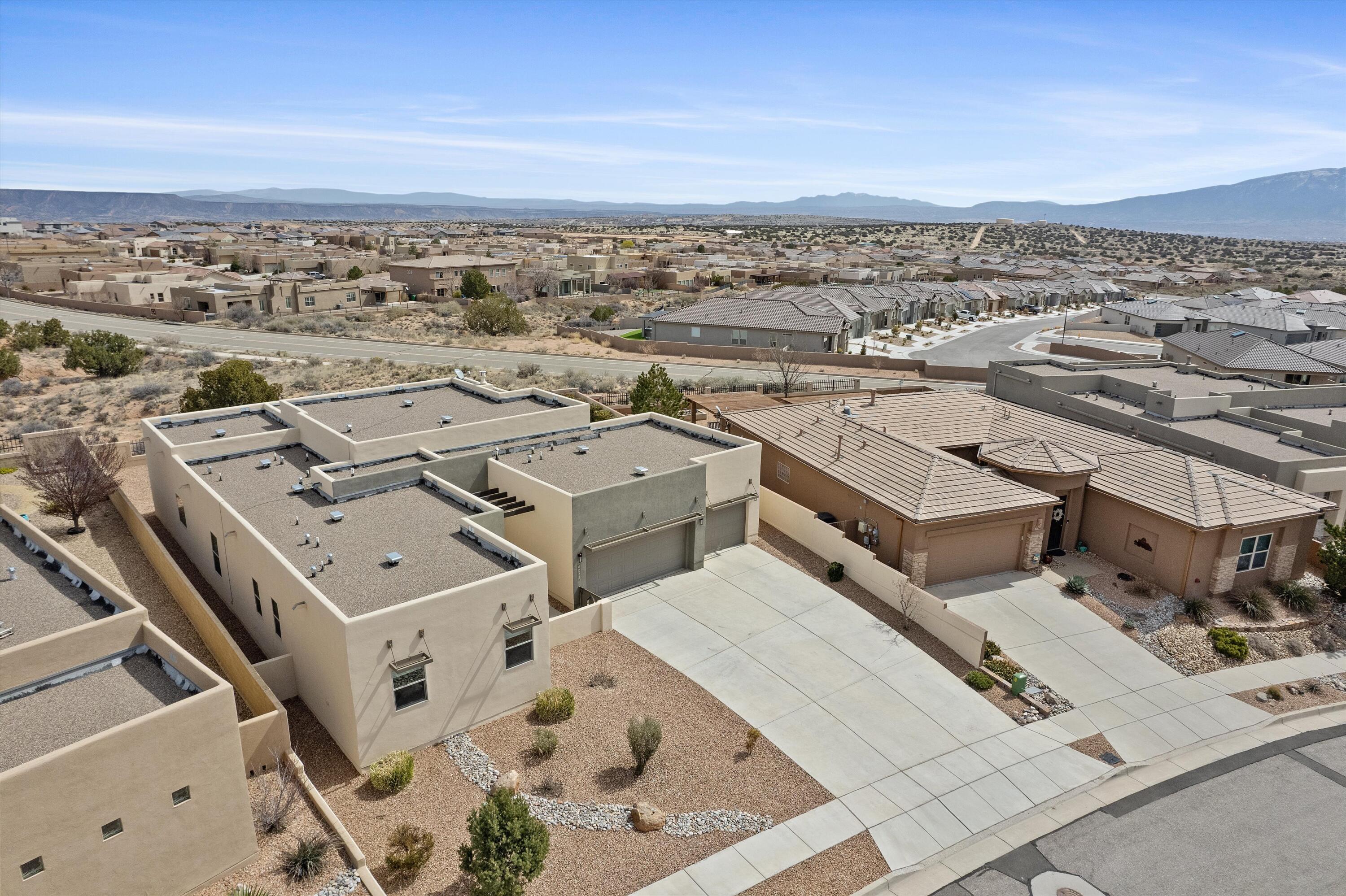 6052 Redondo Sierra Vista Ne