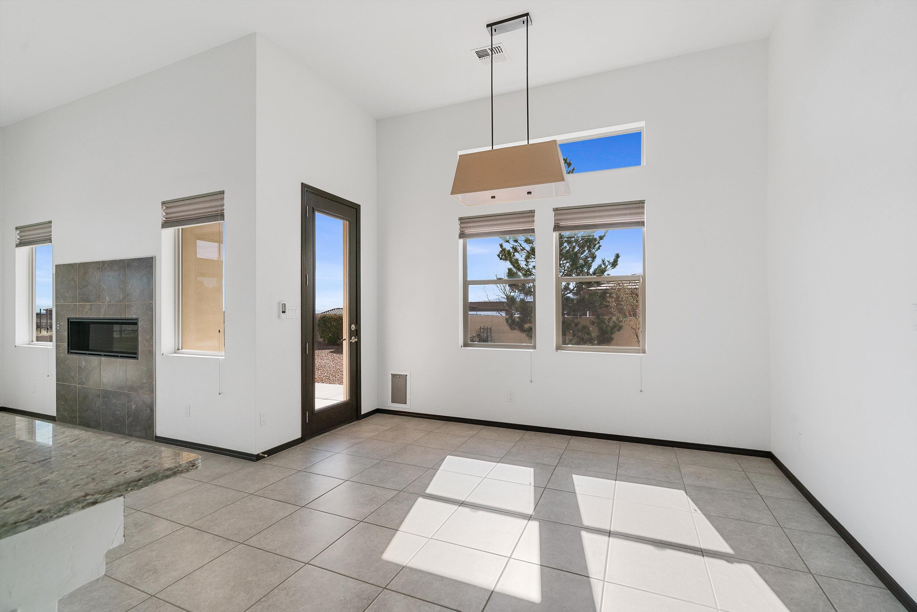 6052 Redondo Sierra Vista Ne