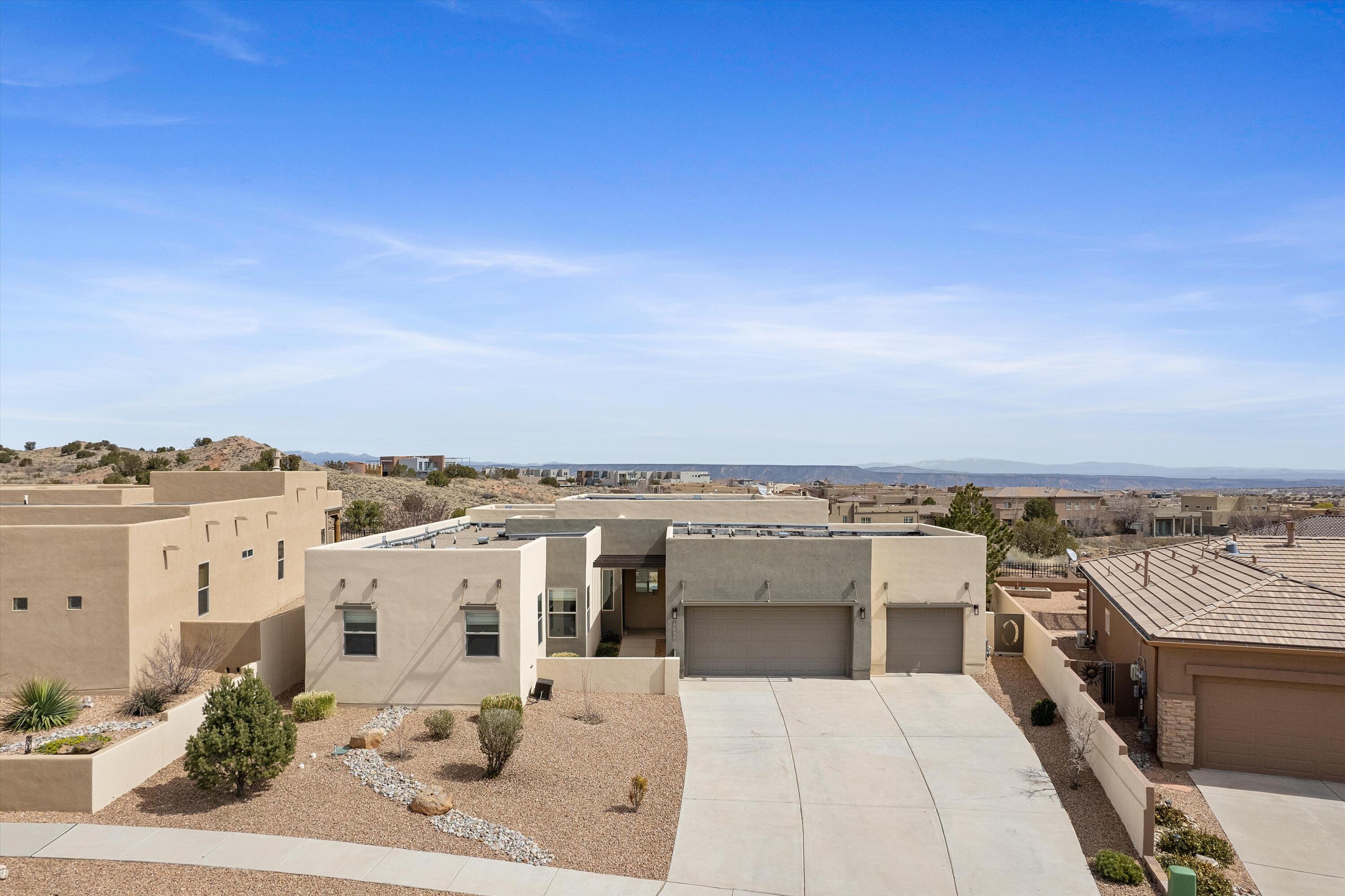 6052 Redondo Sierra Vista Ne