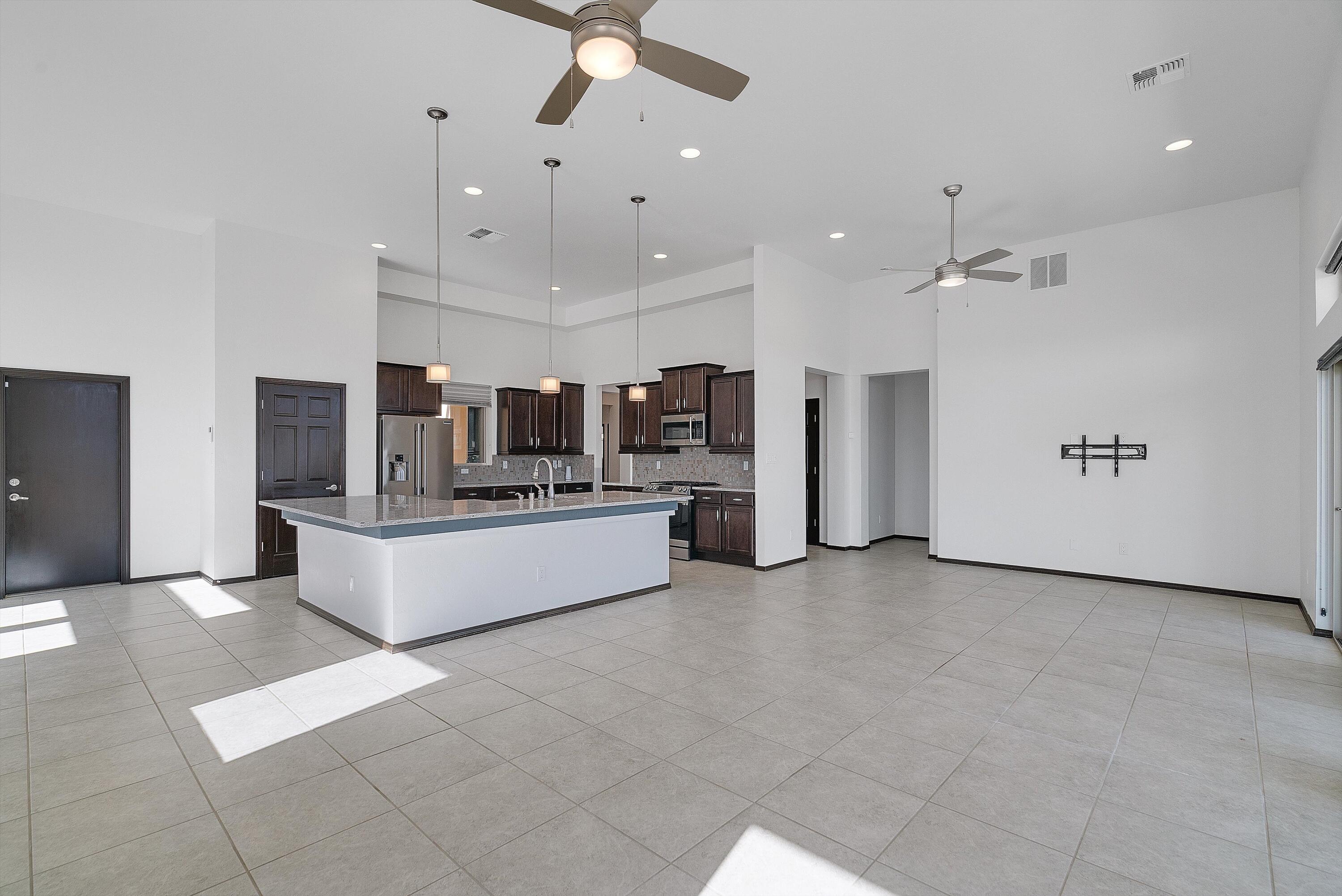 6052 Redondo Sierra Vista Ne