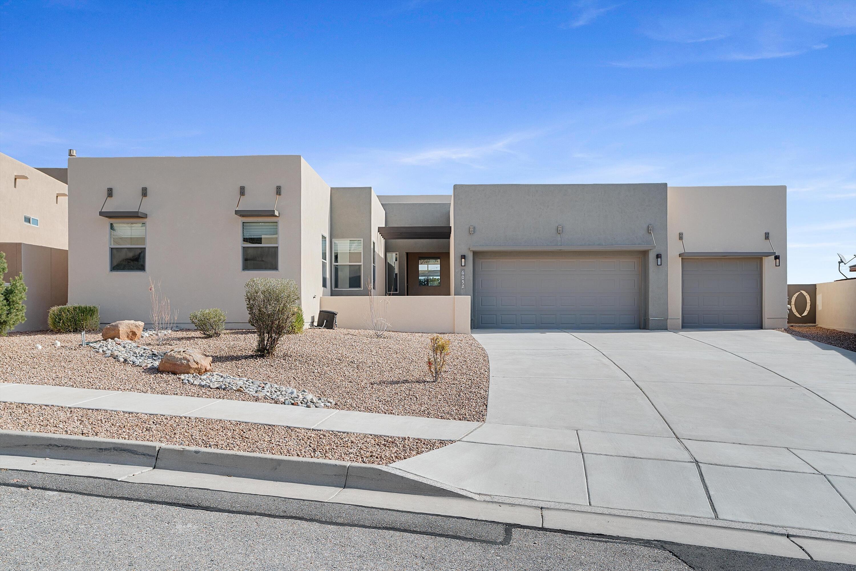 6052 Redondo Sierra Vista Ne