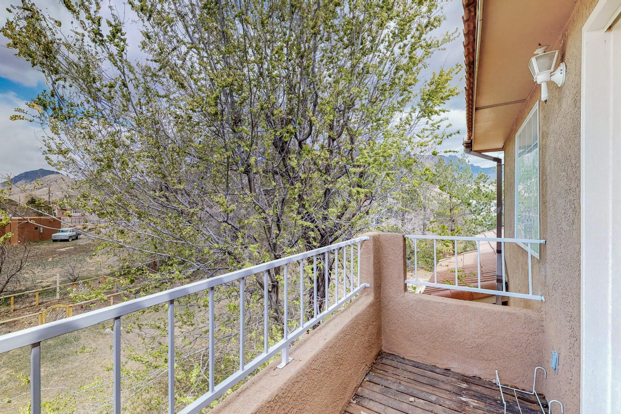 11205 Oakland Avenue NE