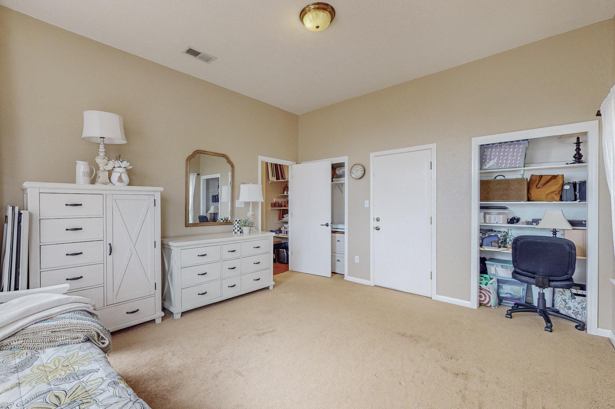 11205 Oakland Avenue NE