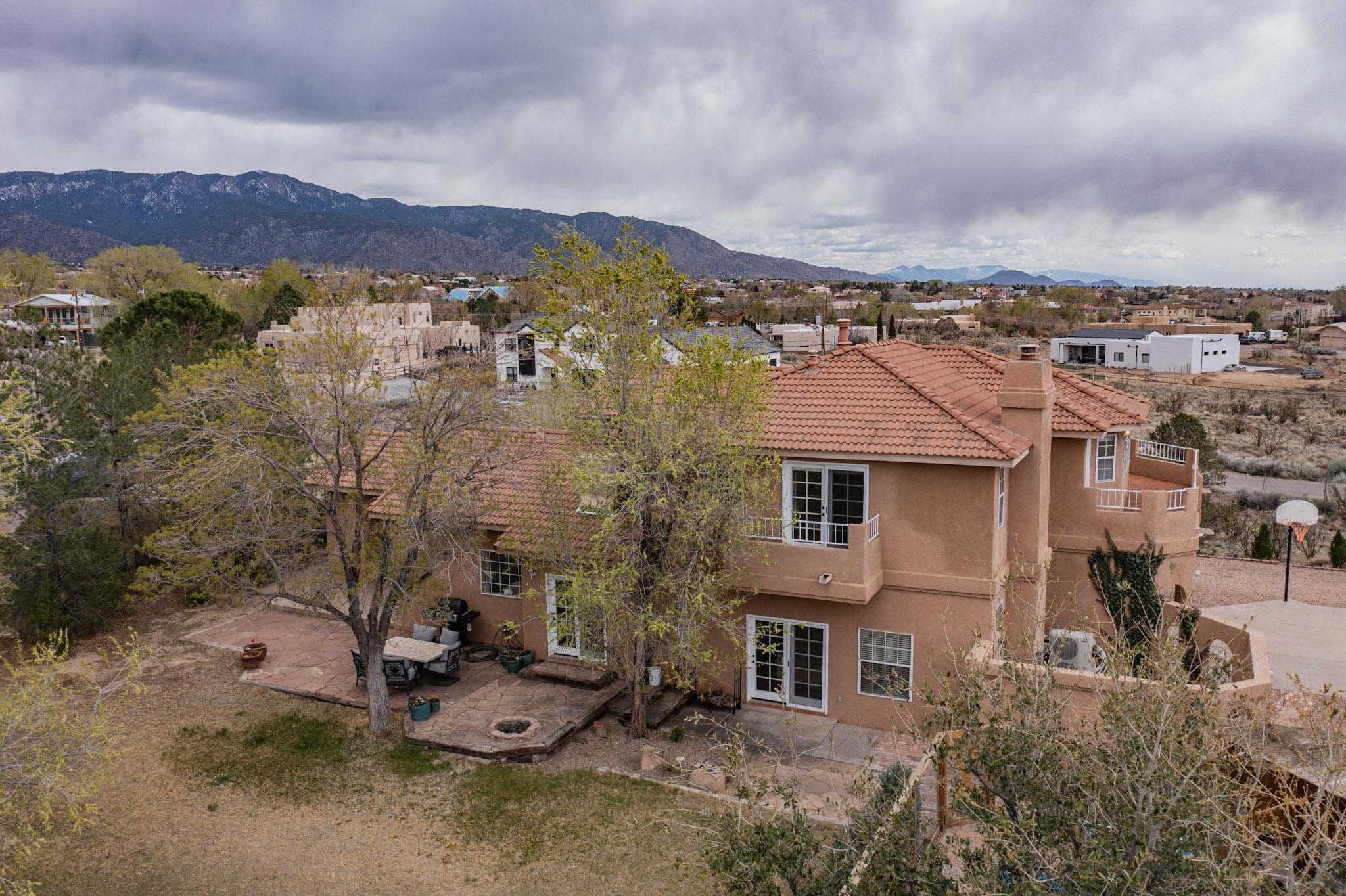 11205 Oakland Avenue NE