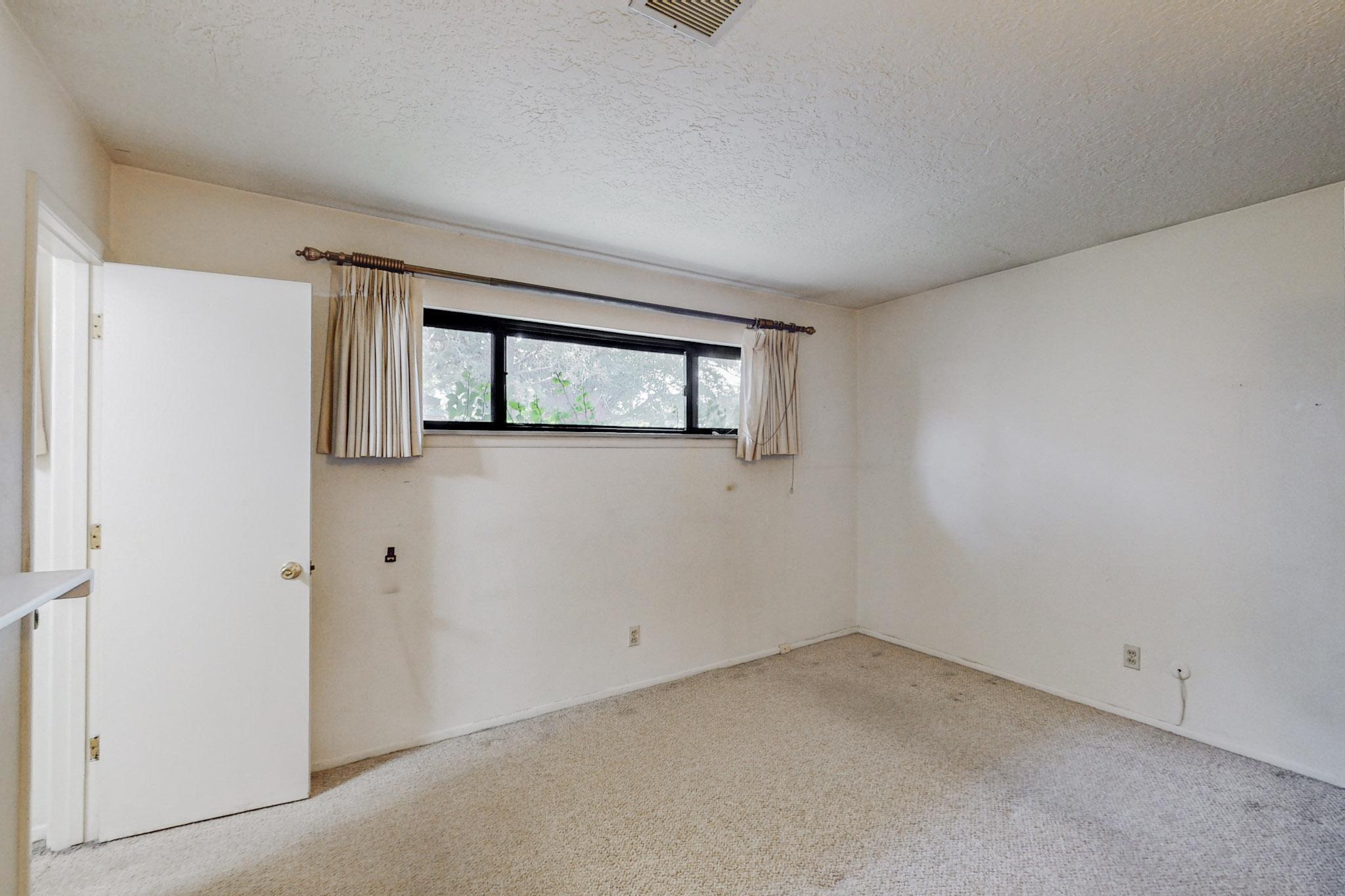 9000 Bellehaven Avenue NE