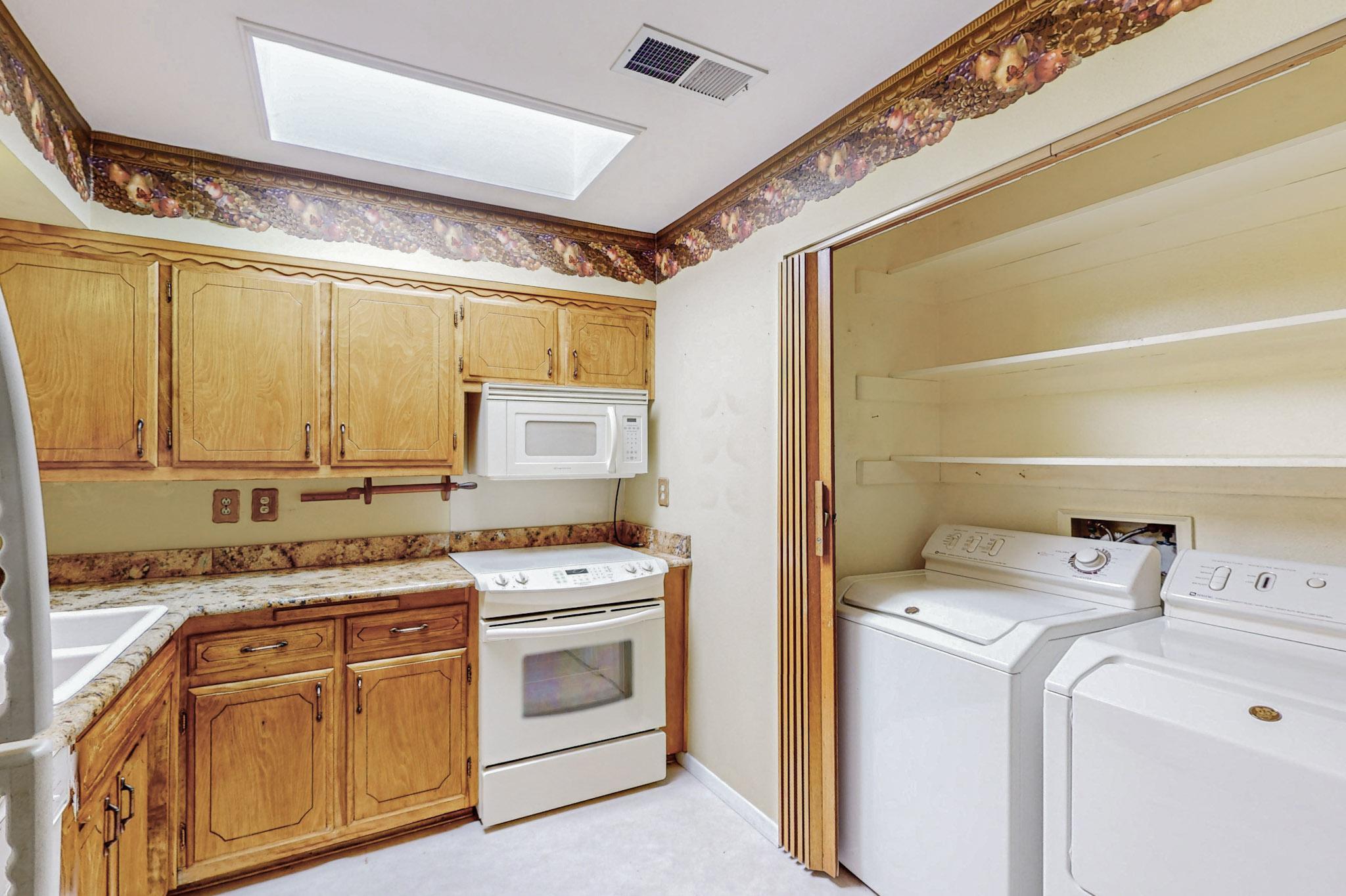 9000 Bellehaven Avenue NE