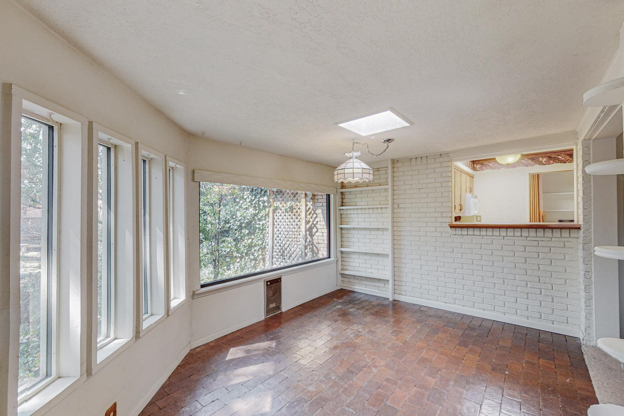 9000 Bellehaven Avenue NE