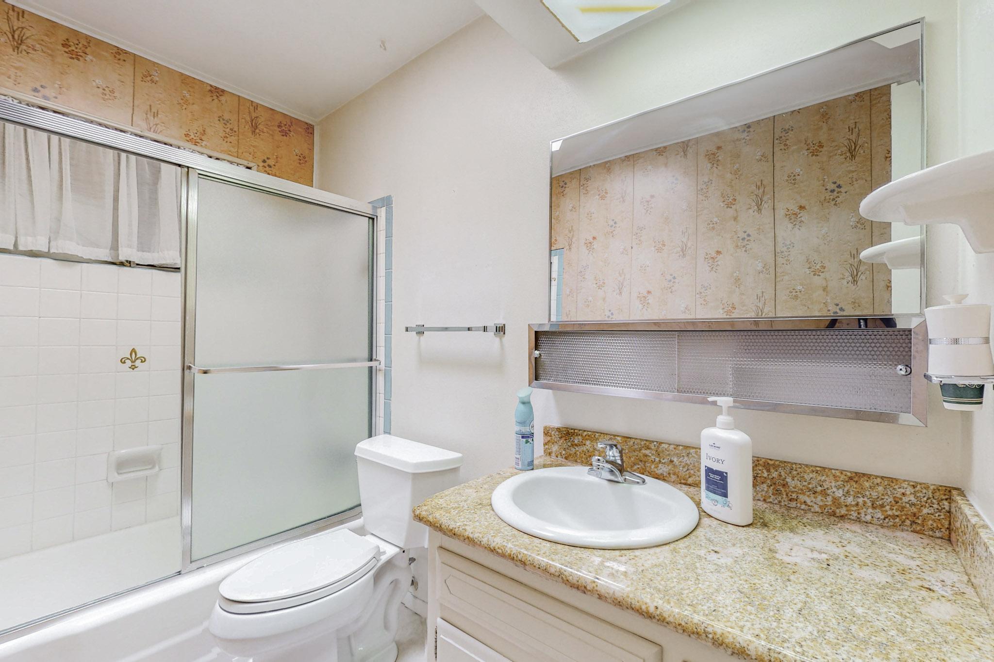 9000 Bellehaven Avenue NE