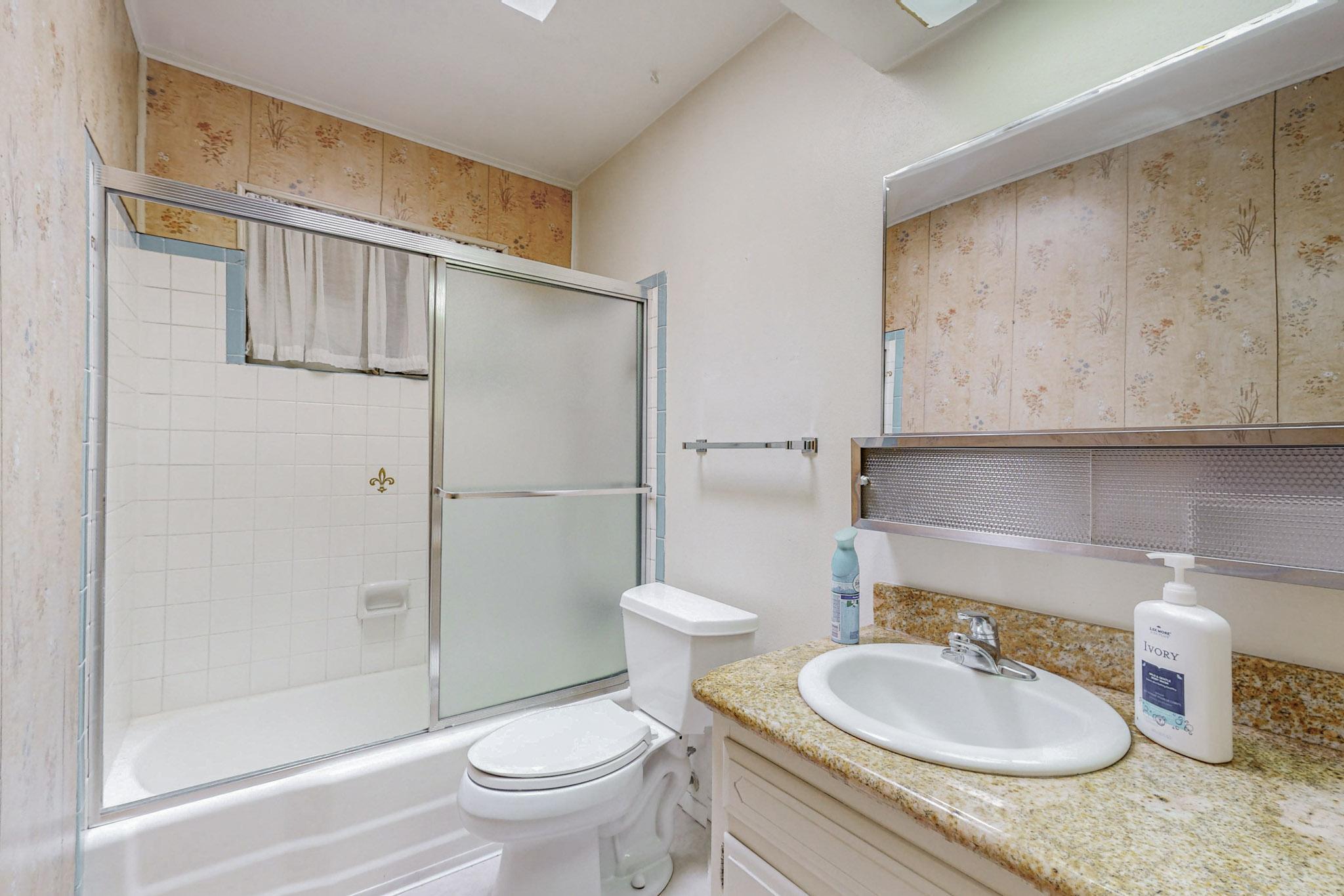 9000 Bellehaven Avenue NE