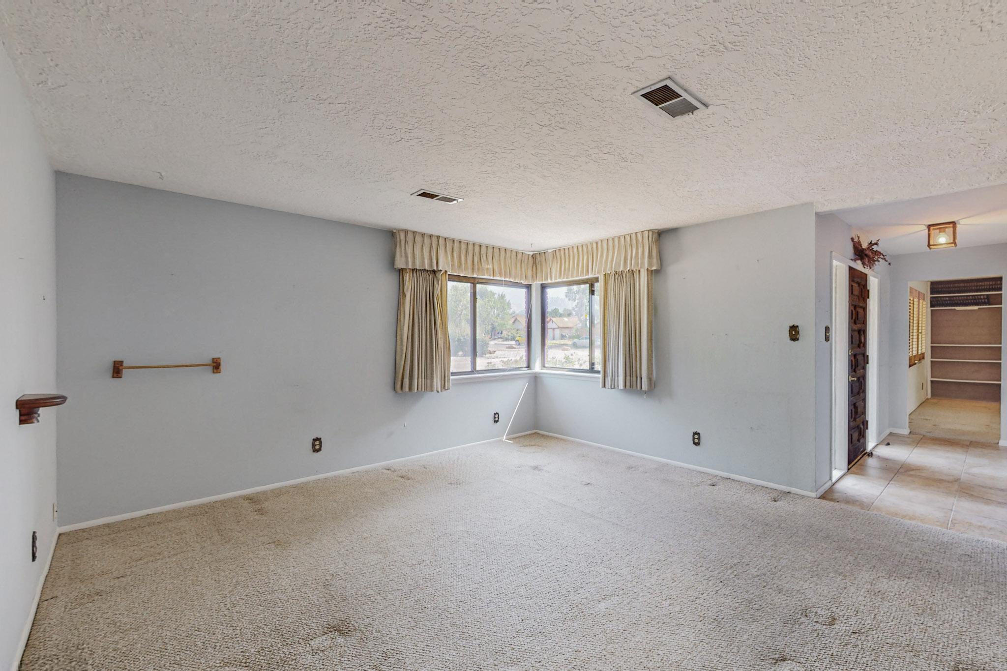 9000 Bellehaven Avenue NE