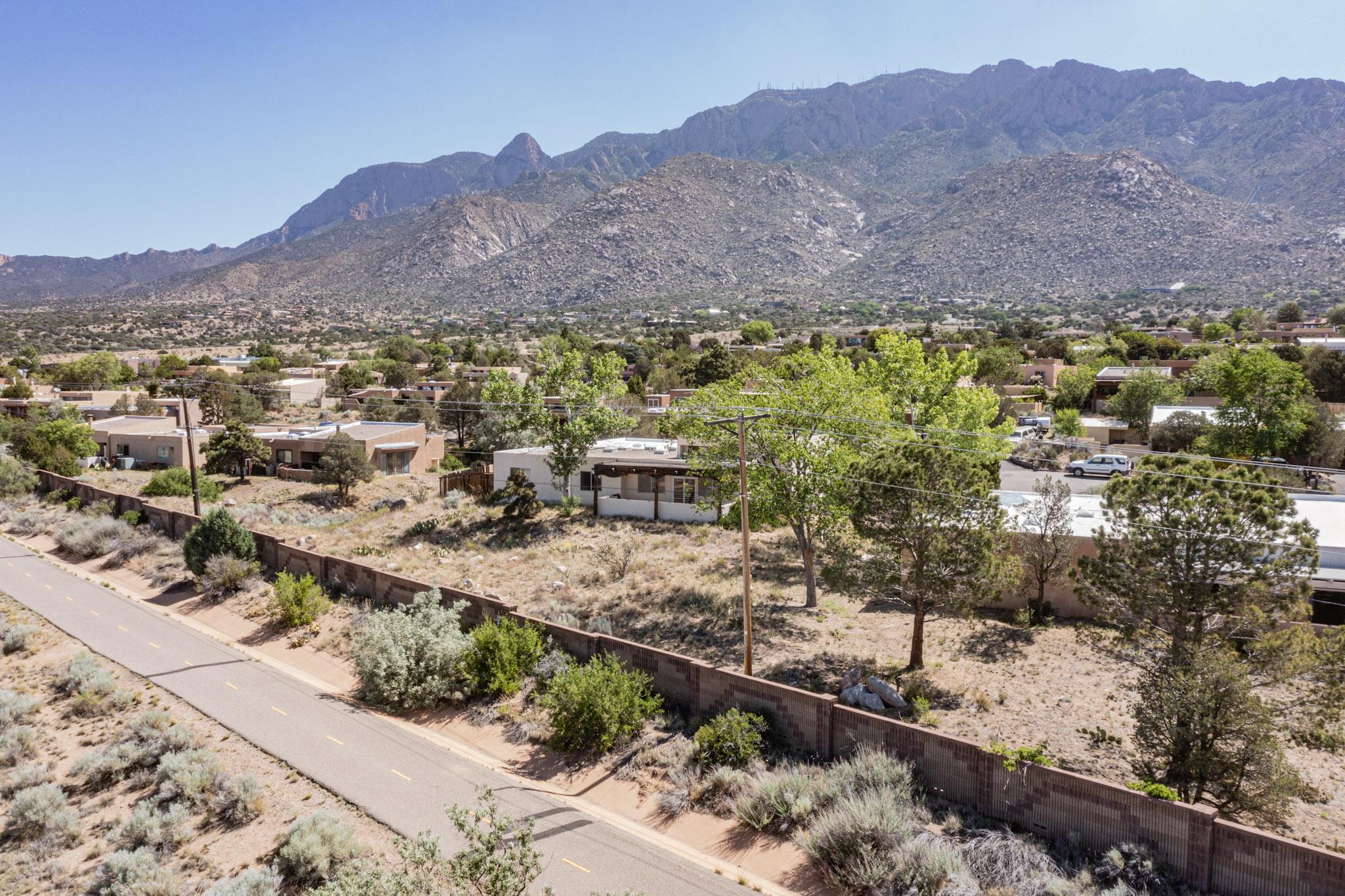 726 Tramway Vista Place NE 4