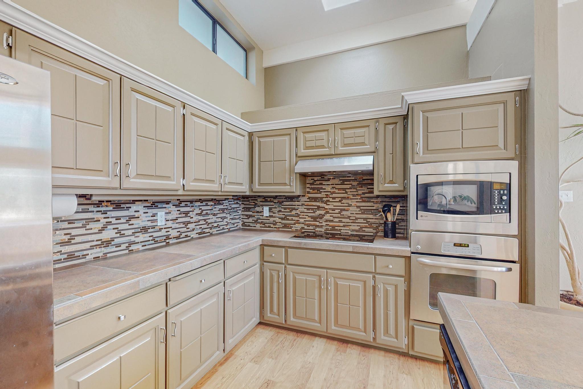 726 Tramway Vista Place NE 4