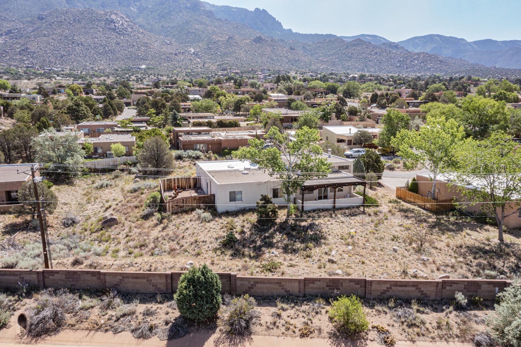 726 Tramway Vista Place NE 4