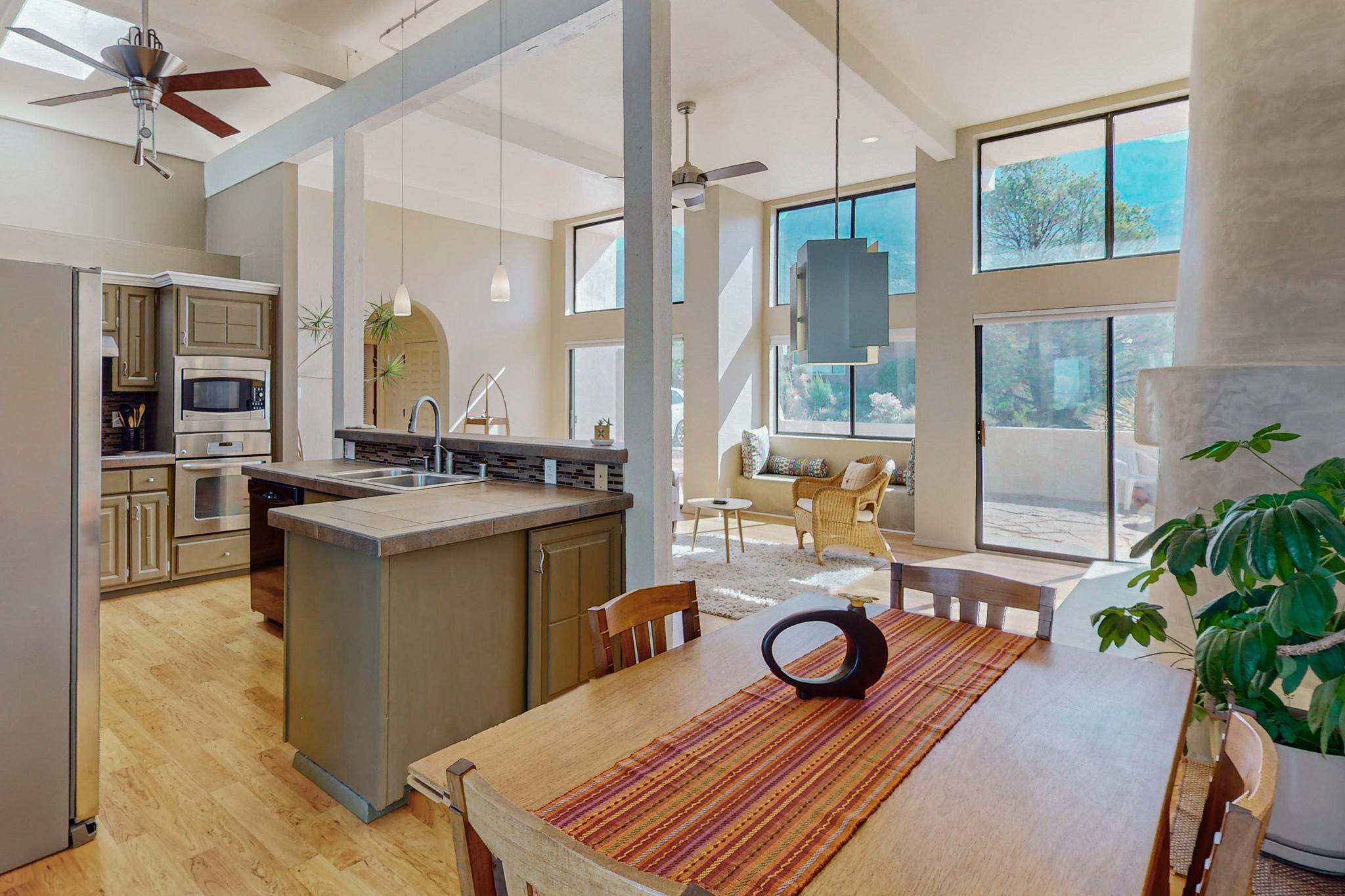 726 Tramway Vista Place NE 4